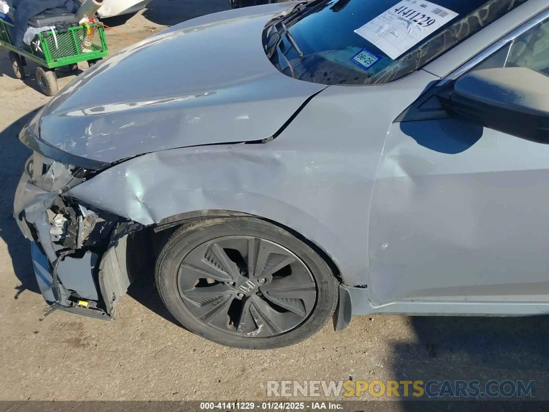 6 Photograph of a damaged car SHHFK7H60KU224748 HONDA CIVIC 2019