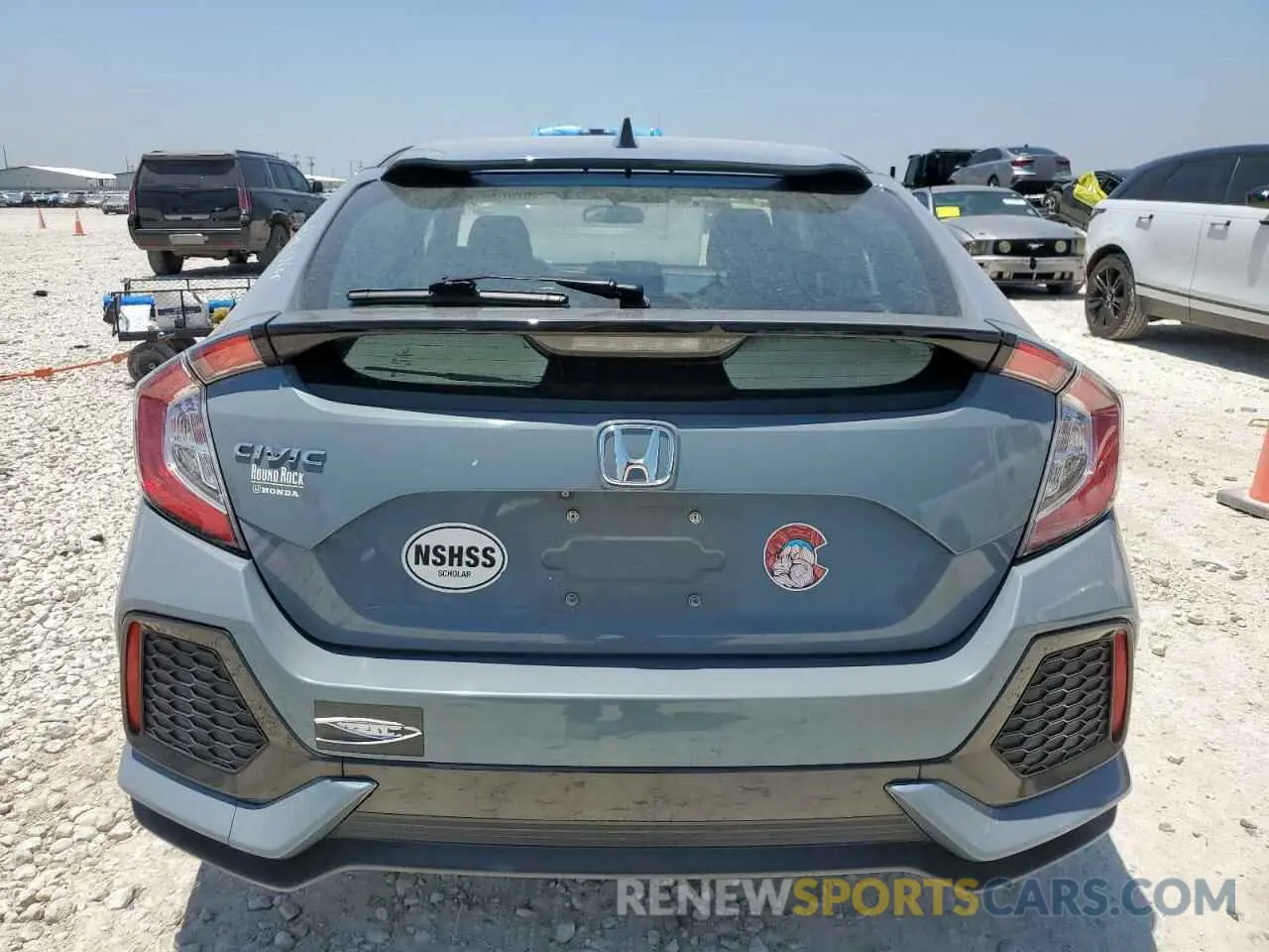 6 Photograph of a damaged car SHHFK7H60KU224751 HONDA CIVIC 2019