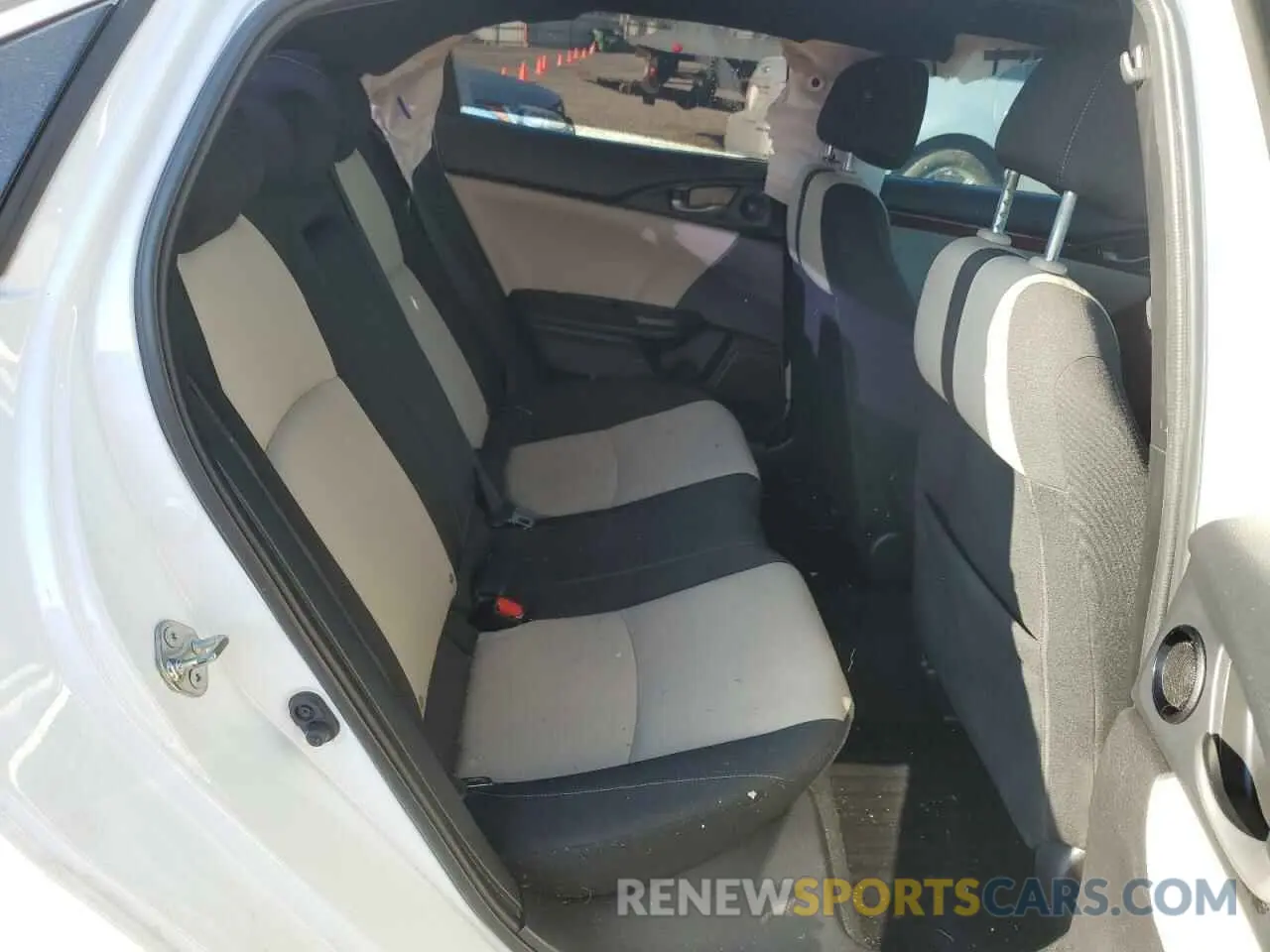 10 Photograph of a damaged car SHHFK7H61KU404580 HONDA CIVIC 2019