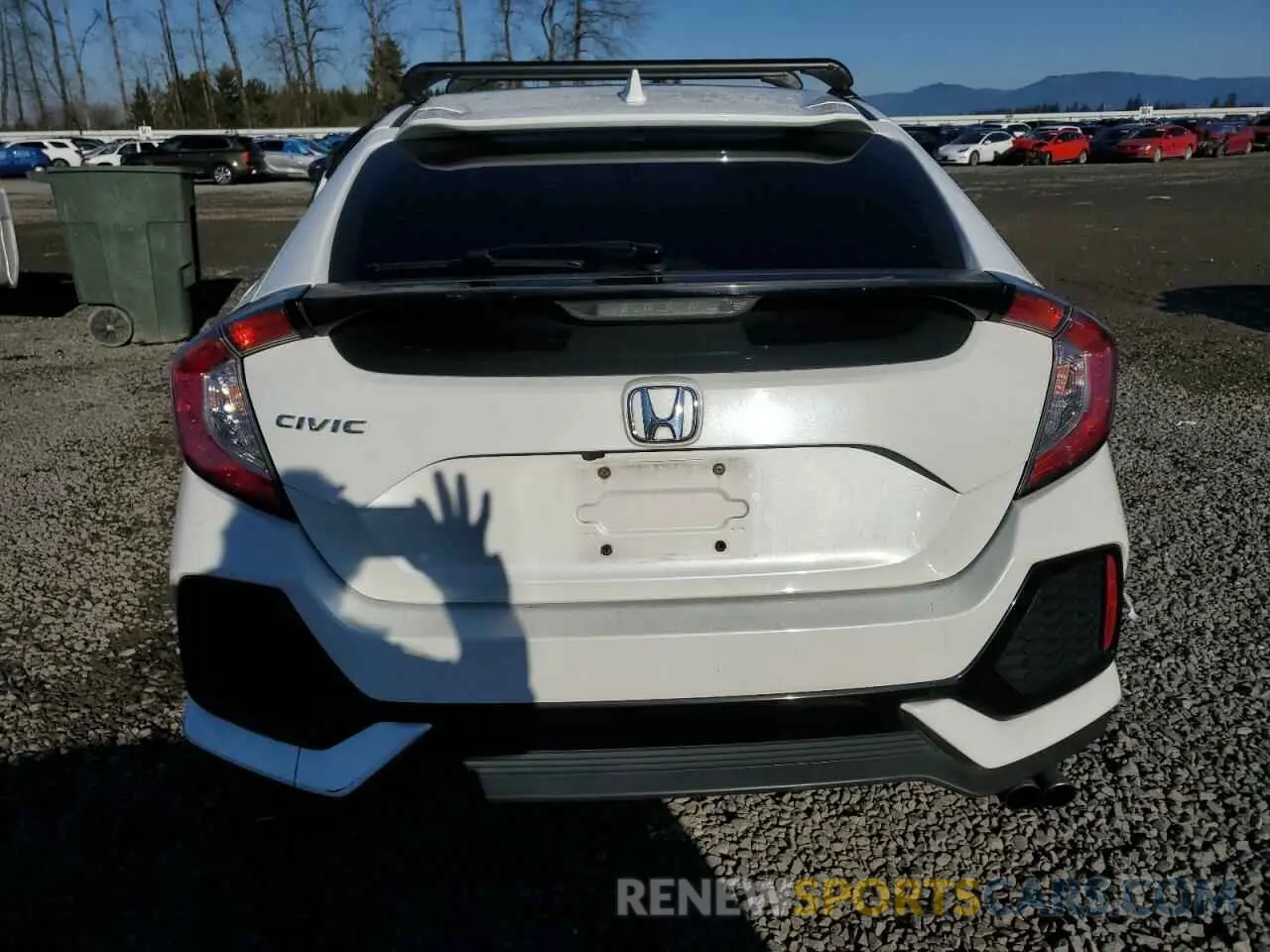 6 Photograph of a damaged car SHHFK7H61KU404580 HONDA CIVIC 2019