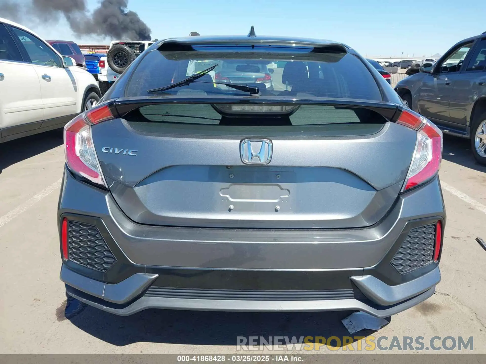 16 Photograph of a damaged car SHHFK7H61KU407737 HONDA CIVIC 2019
