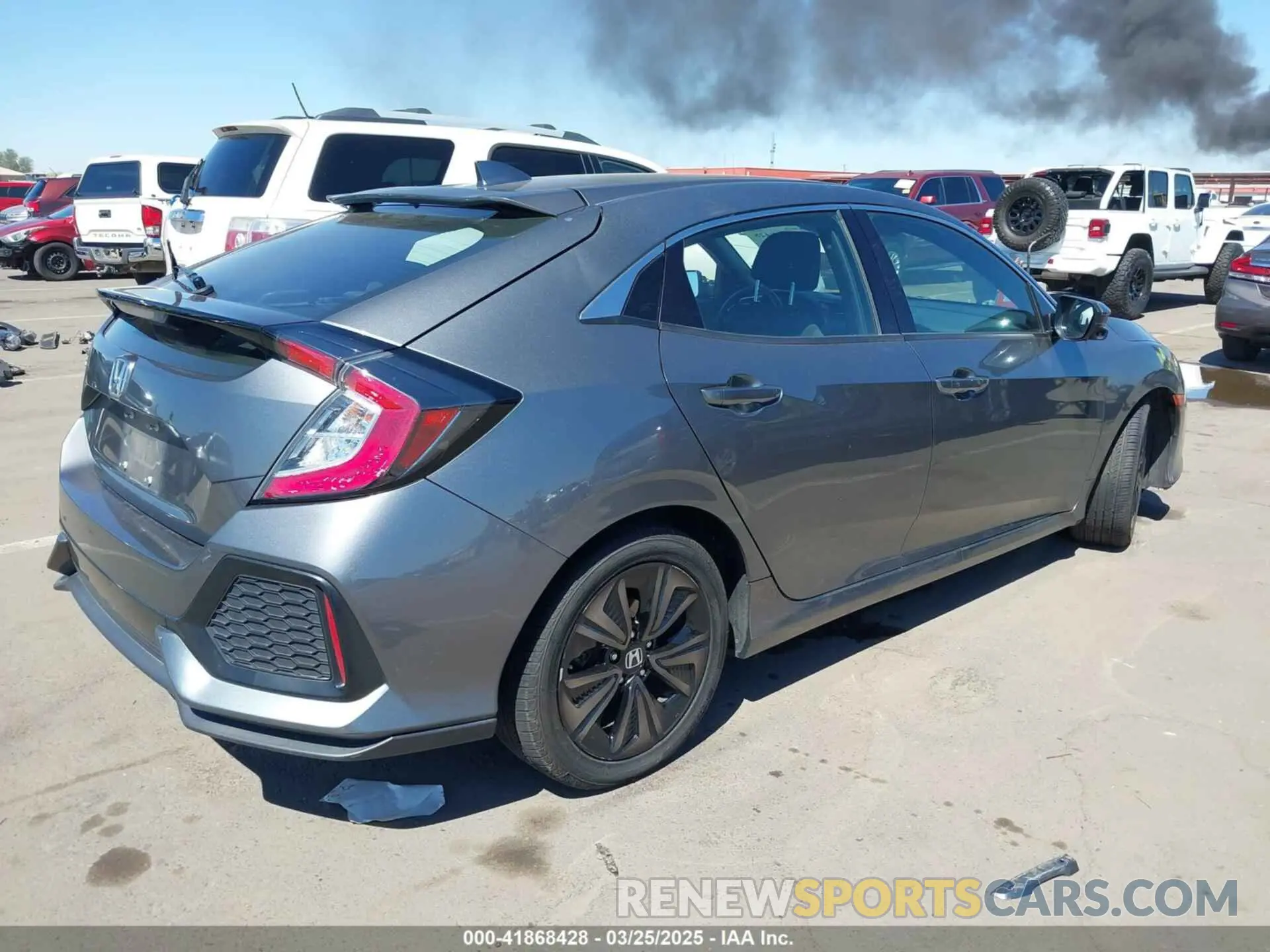 4 Photograph of a damaged car SHHFK7H61KU407737 HONDA CIVIC 2019
