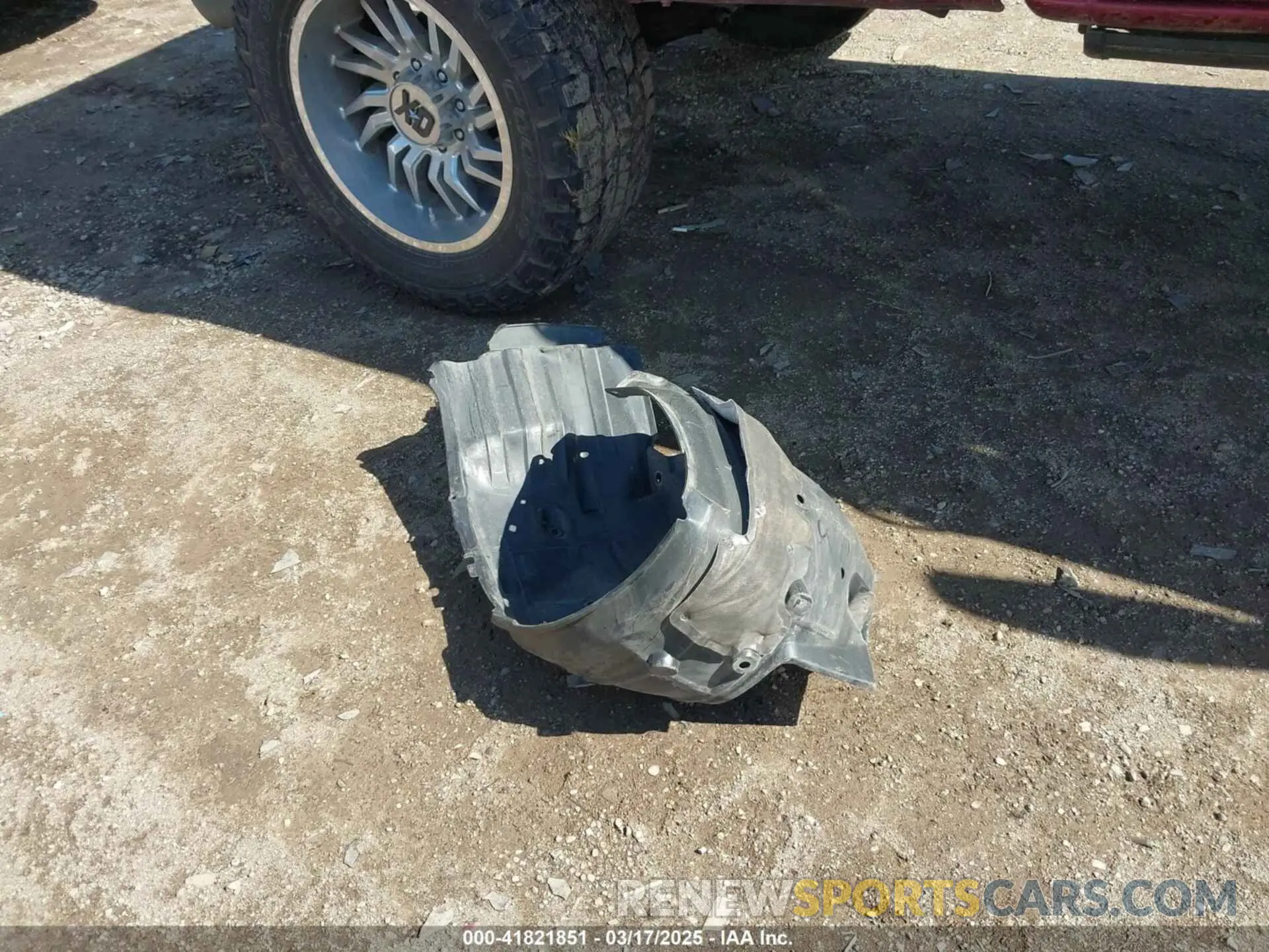 12 Photograph of a damaged car SHHFK7H62KU214898 HONDA CIVIC 2019