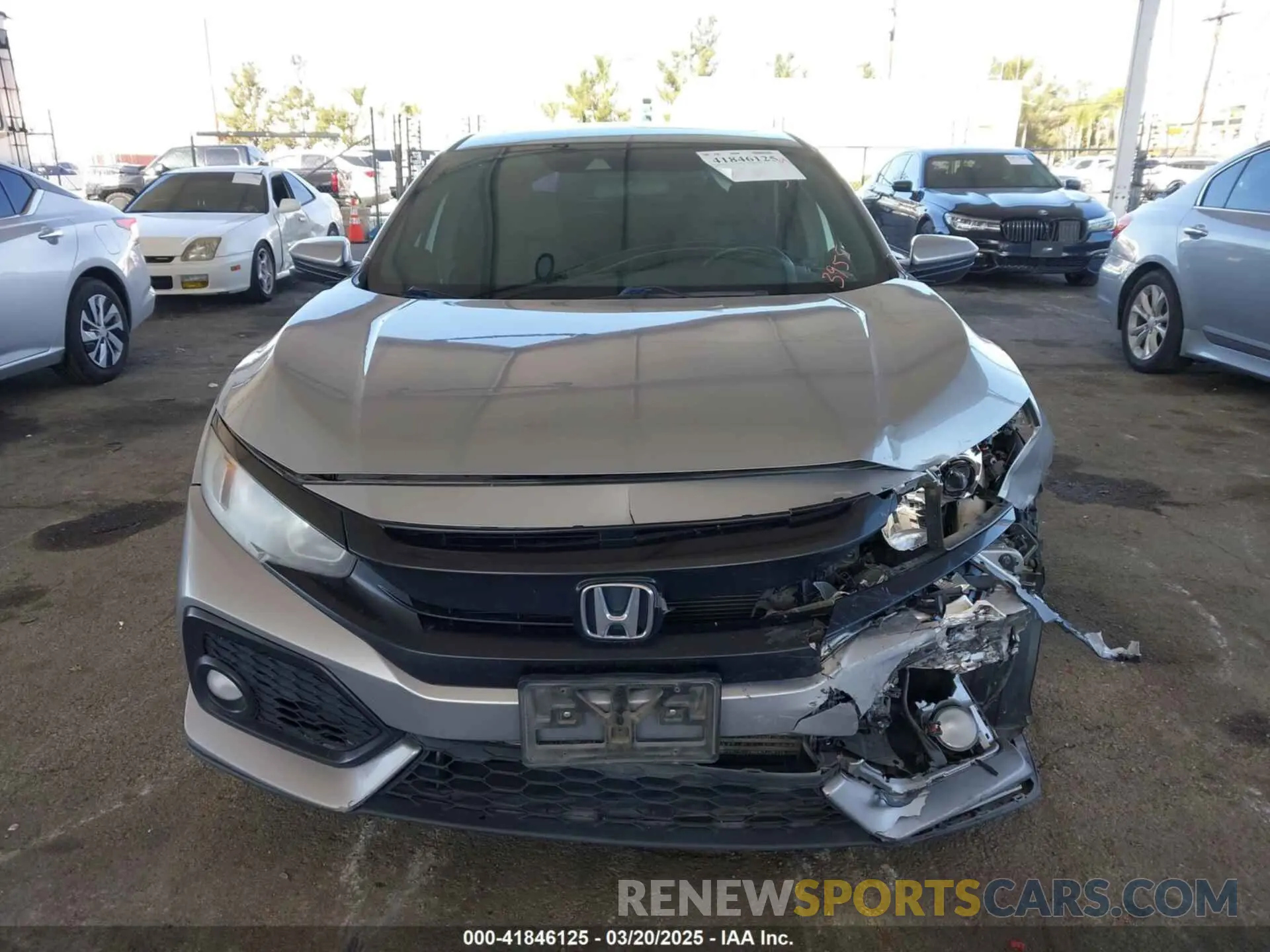 12 Photograph of a damaged car SHHFK7H62KU403955 HONDA CIVIC 2019