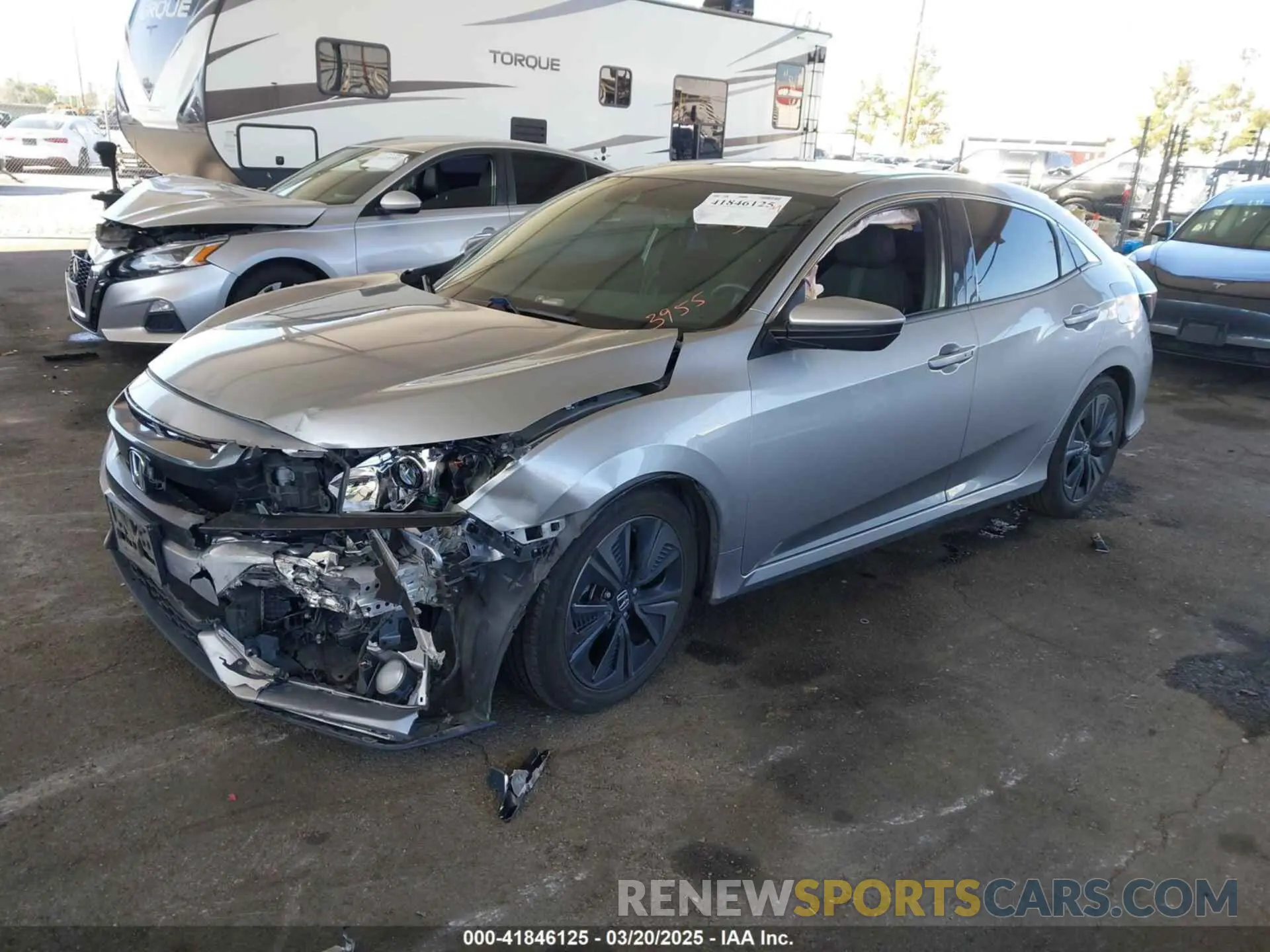 2 Photograph of a damaged car SHHFK7H62KU403955 HONDA CIVIC 2019