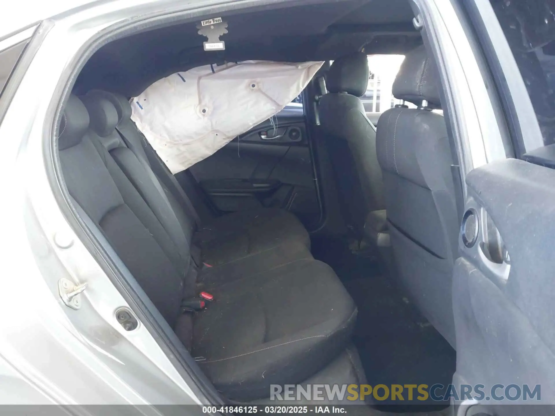 8 Photograph of a damaged car SHHFK7H62KU403955 HONDA CIVIC 2019