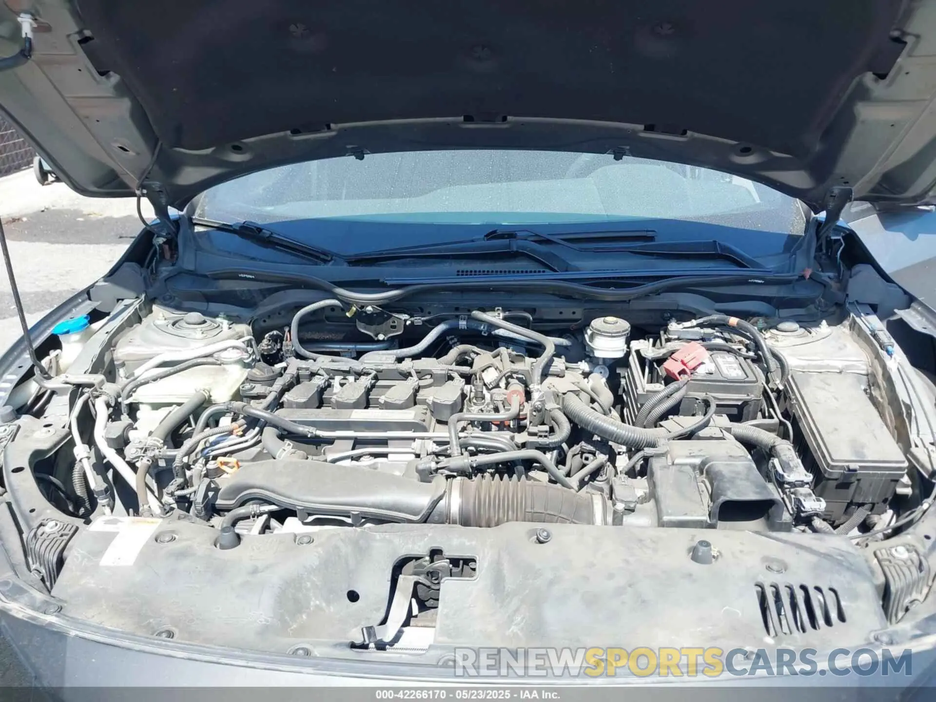10 Photograph of a damaged car SHHFK7H62KU410632 HONDA CIVIC 2019