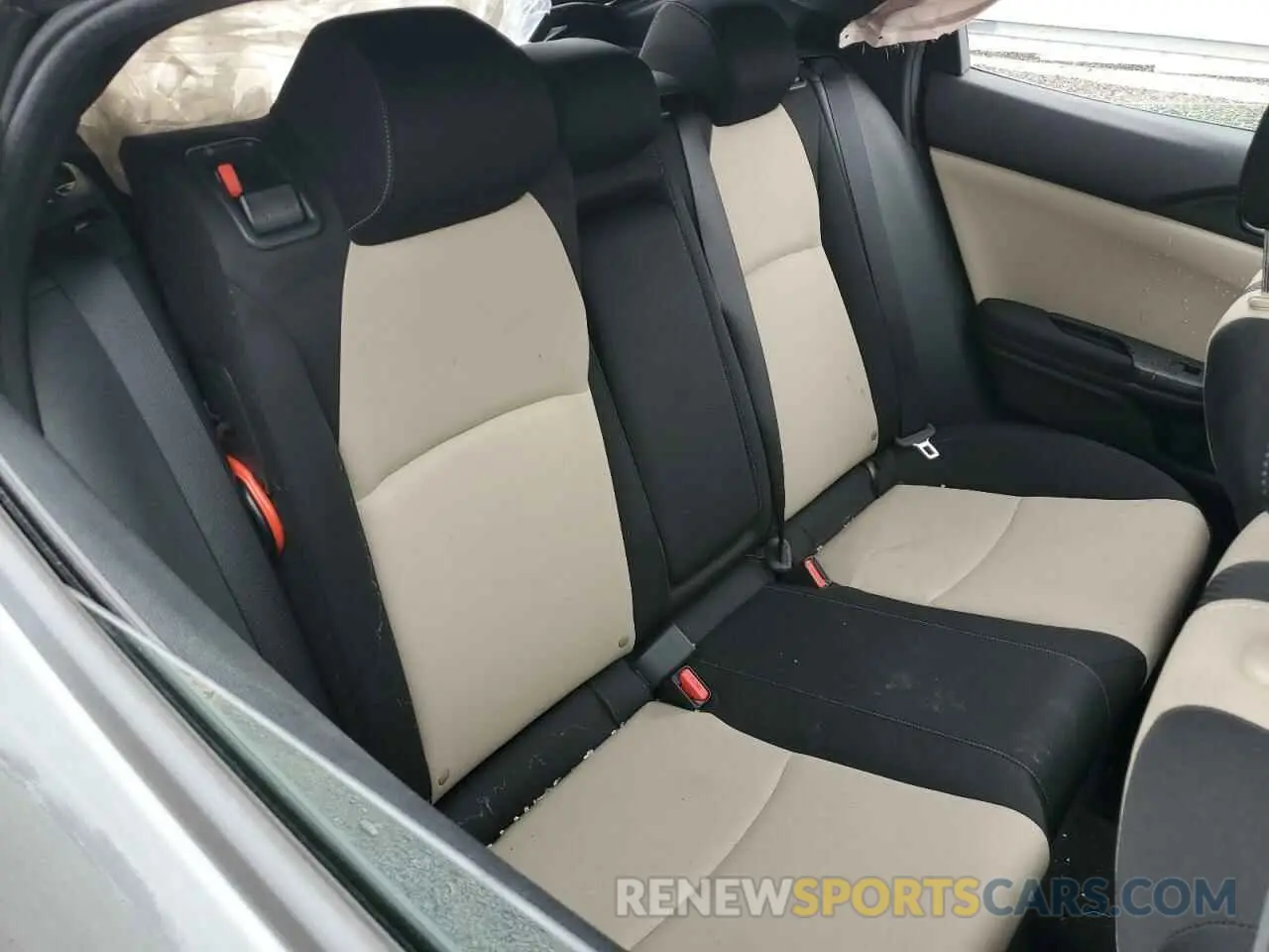 11 Photograph of a damaged car SHHFK7H62KU411134 HONDA CIVIC 2019