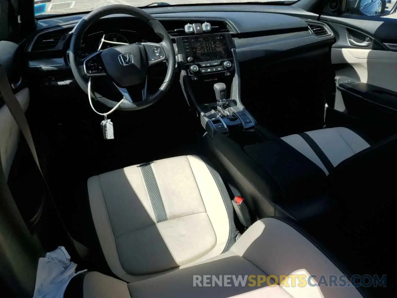 8 Photograph of a damaged car SHHFK7H62KU418035 HONDA CIVIC 2019