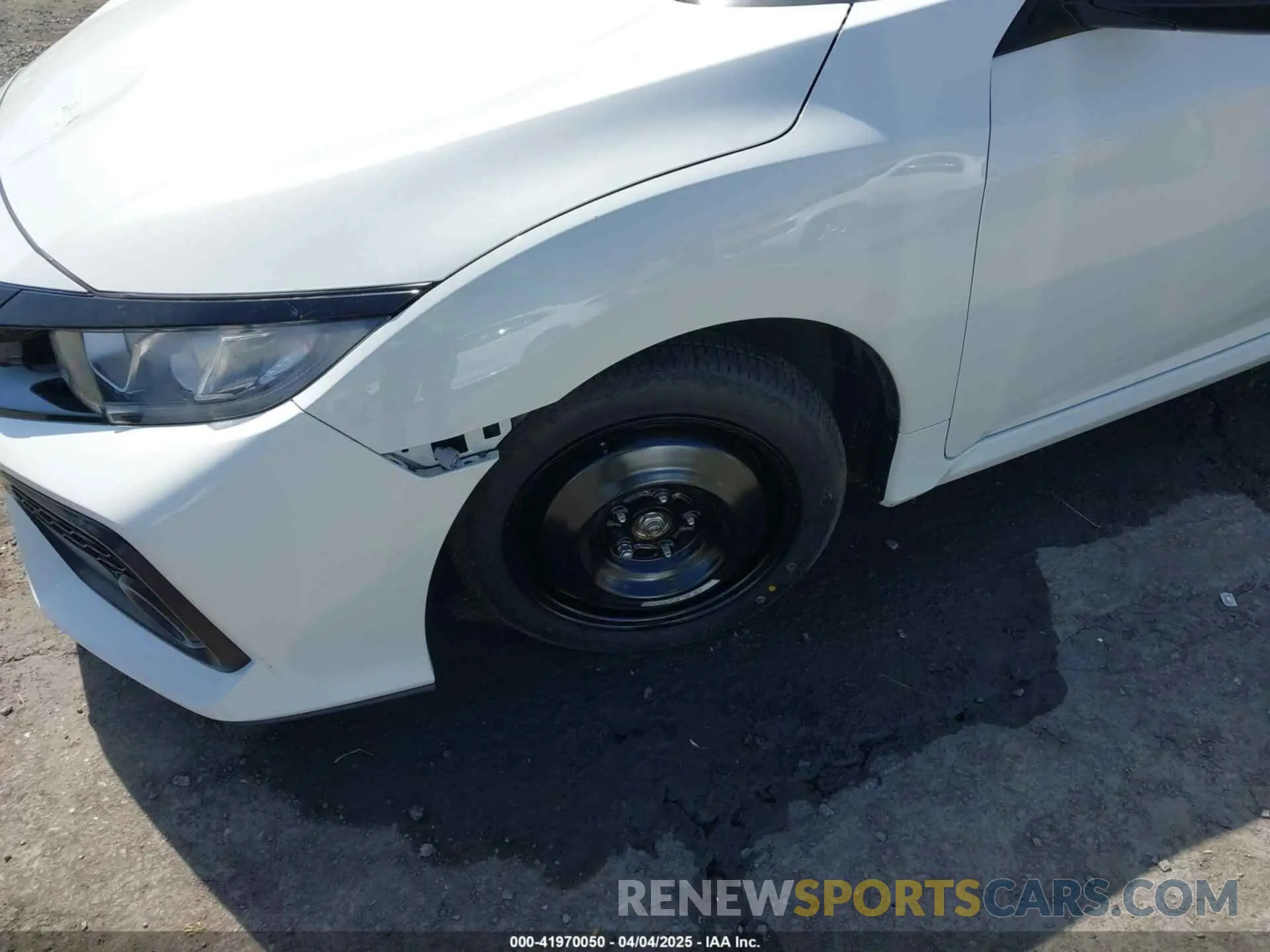 6 Photograph of a damaged car SHHFK7H62KU422196 HONDA CIVIC 2019