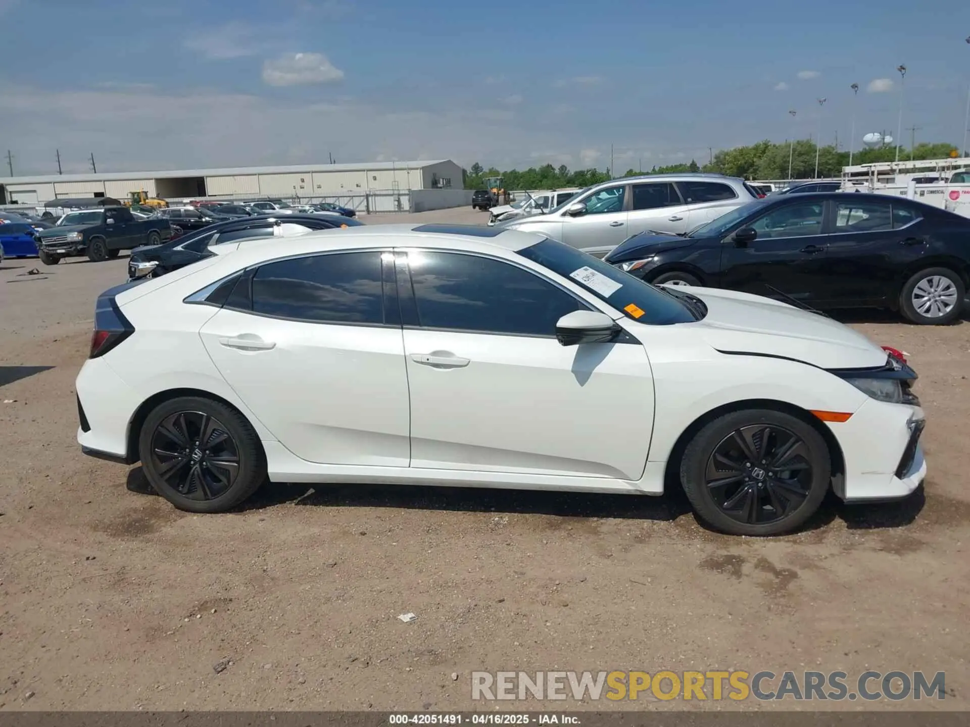 13 Photograph of a damaged car SHHFK7H63KU225263 HONDA CIVIC 2019