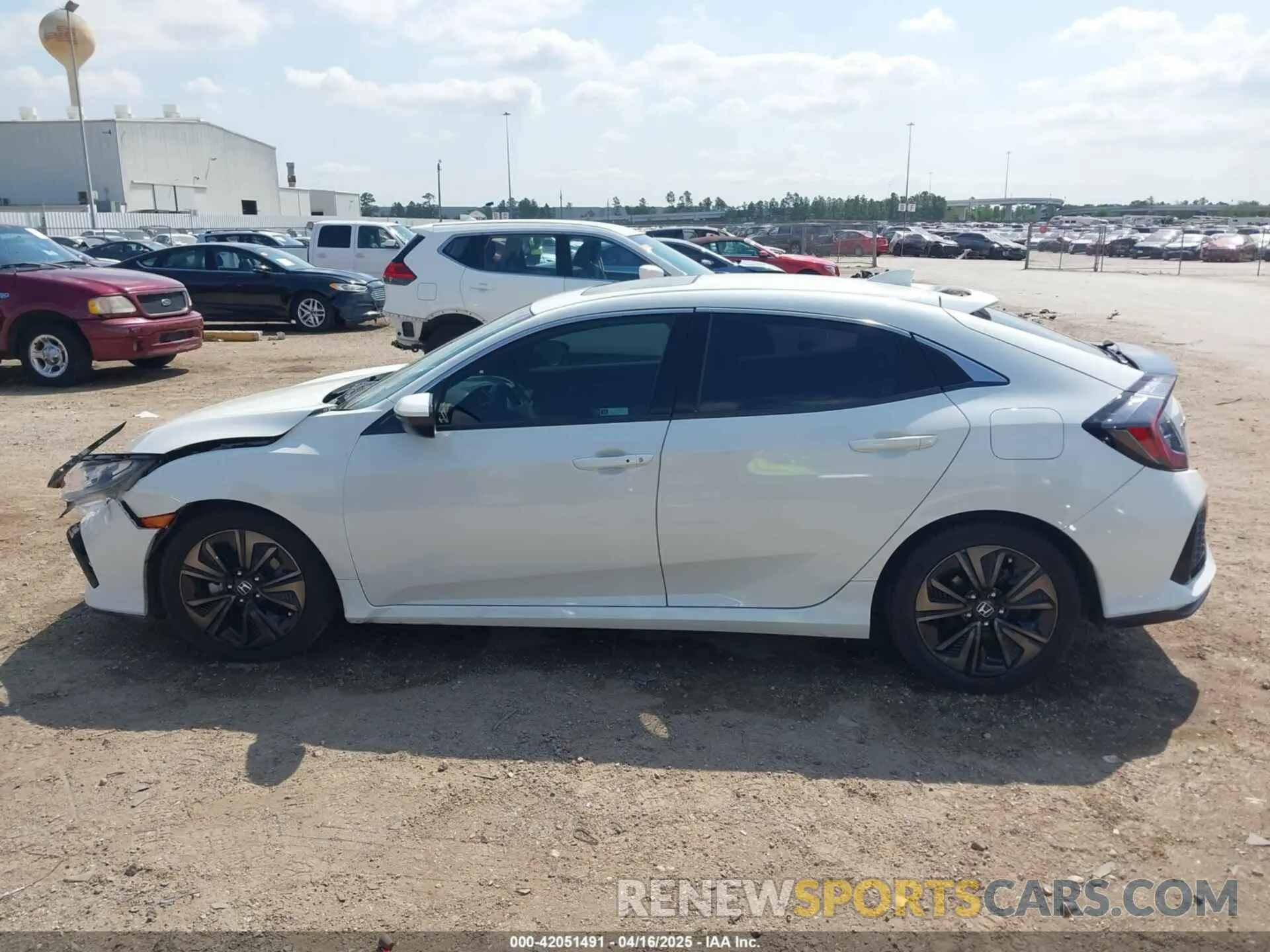 14 Photograph of a damaged car SHHFK7H63KU225263 HONDA CIVIC 2019