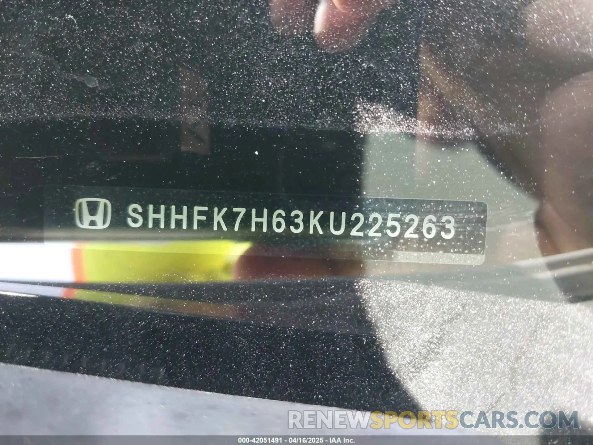 9 Photograph of a damaged car SHHFK7H63KU225263 HONDA CIVIC 2019