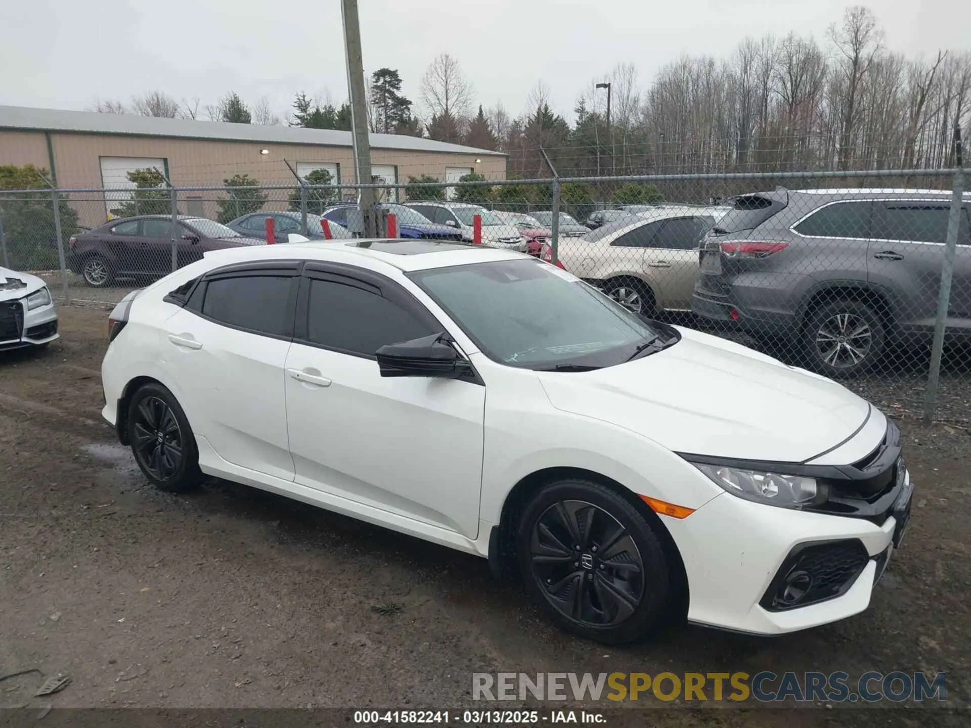 1 Photograph of a damaged car SHHFK7H64KU223876 HONDA CIVIC 2019