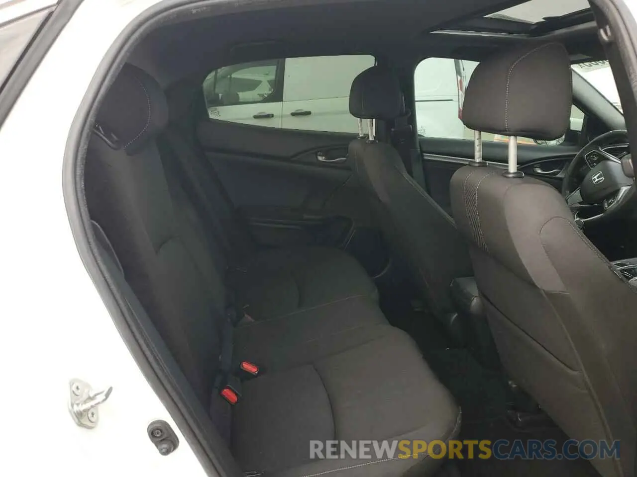 10 Photograph of a damaged car SHHFK7H64KU403746 HONDA CIVIC 2019