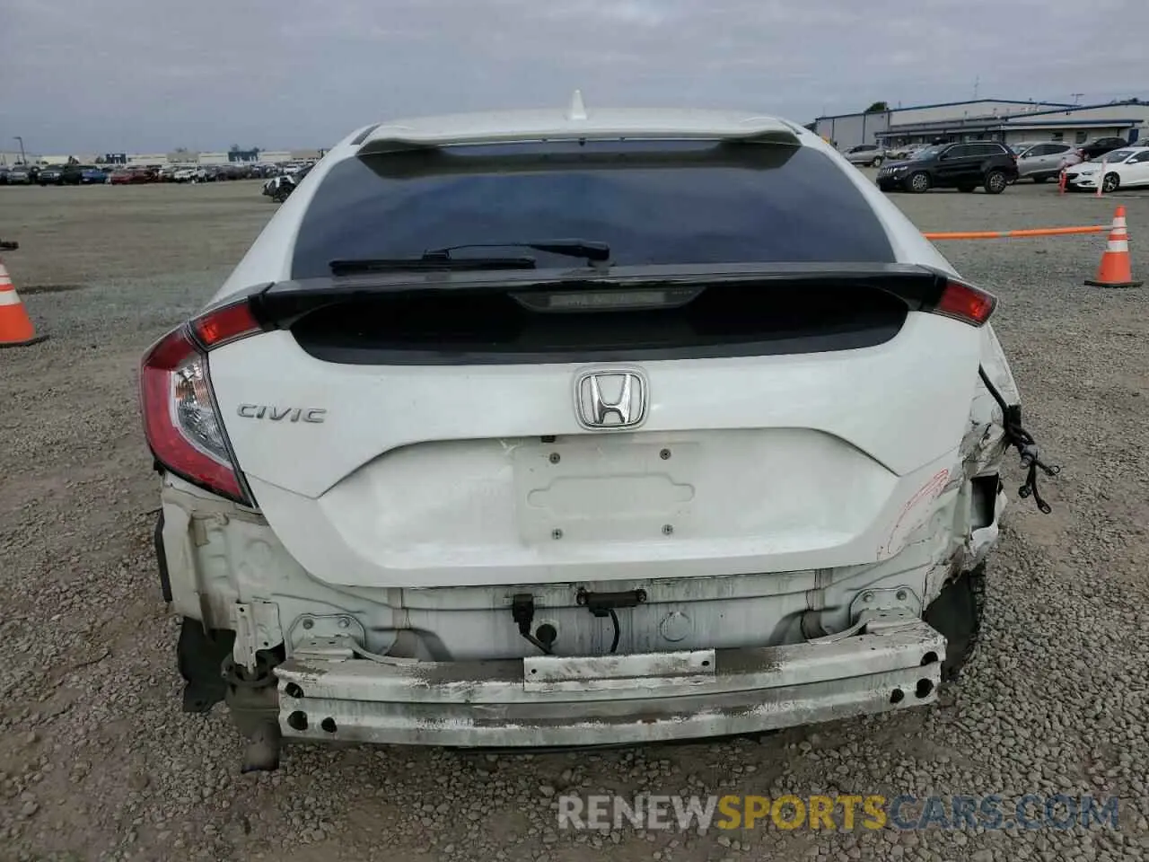 6 Photograph of a damaged car SHHFK7H64KU403746 HONDA CIVIC 2019
