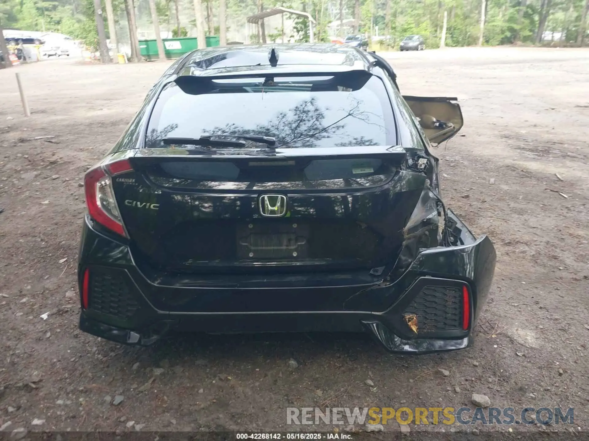 17 Photograph of a damaged car SHHFK7H65KU206276 HONDA CIVIC 2019