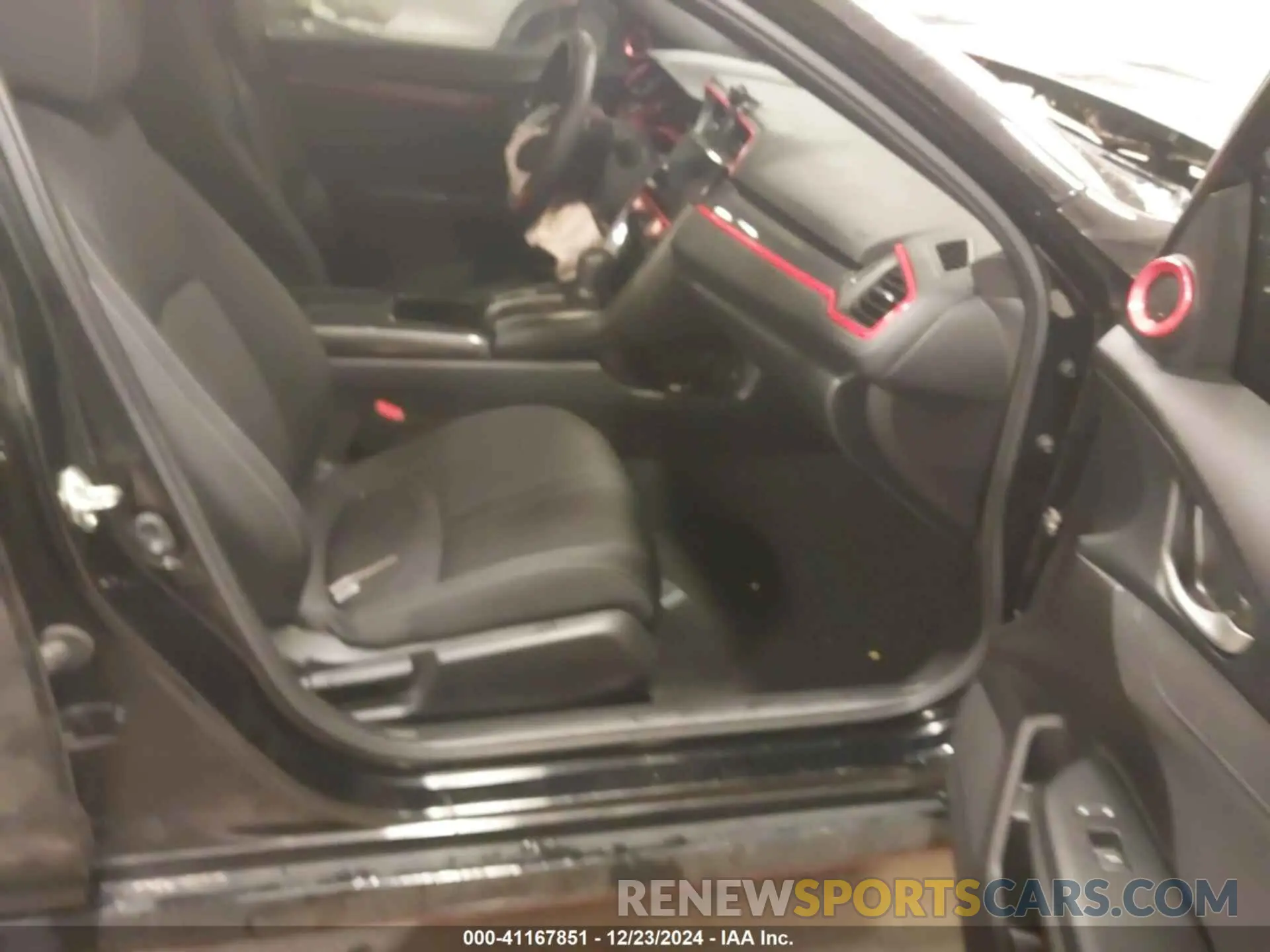 5 Photograph of a damaged car SHHFK7H65KU226575 HONDA CIVIC 2019