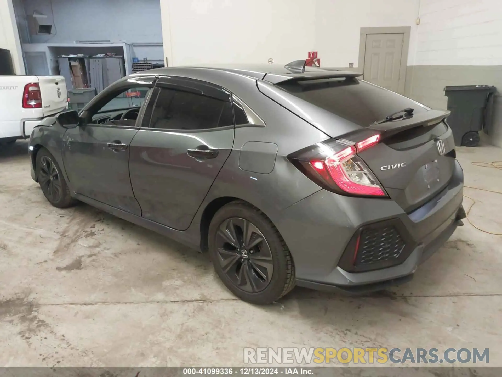 3 Photograph of a damaged car SHHFK7H65KU404307 HONDA CIVIC 2019