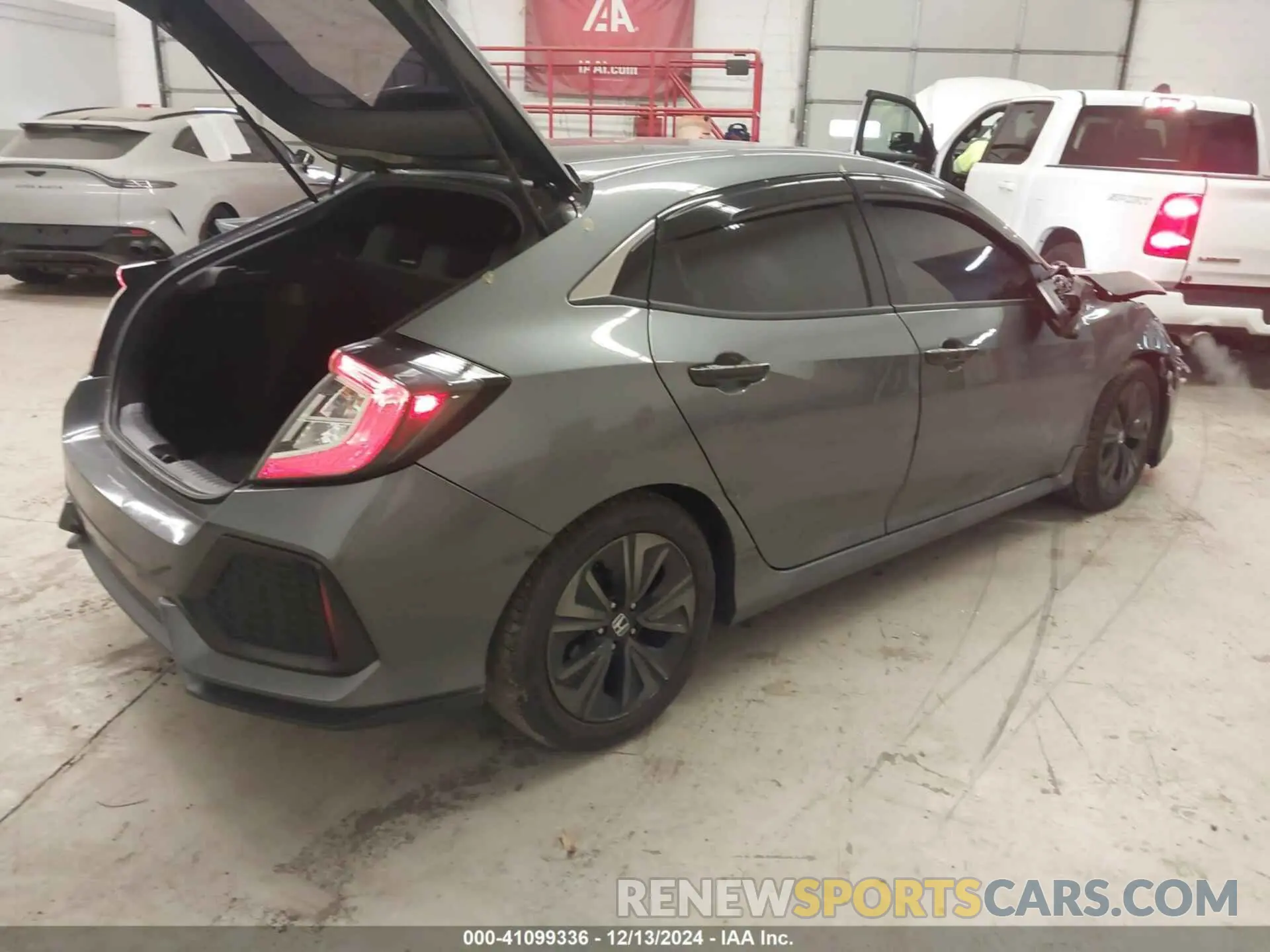 4 Photograph of a damaged car SHHFK7H65KU404307 HONDA CIVIC 2019