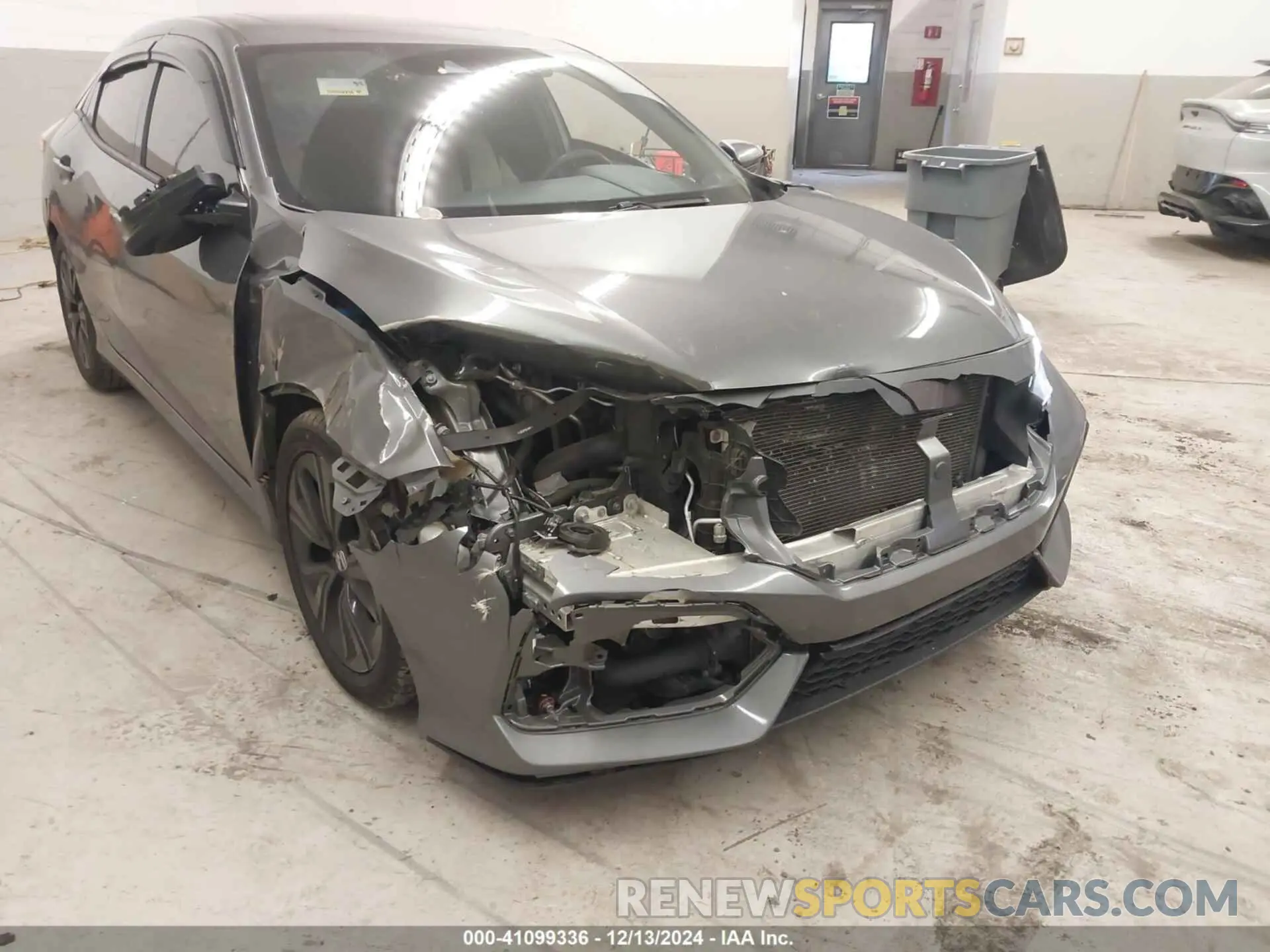 6 Photograph of a damaged car SHHFK7H65KU404307 HONDA CIVIC 2019
