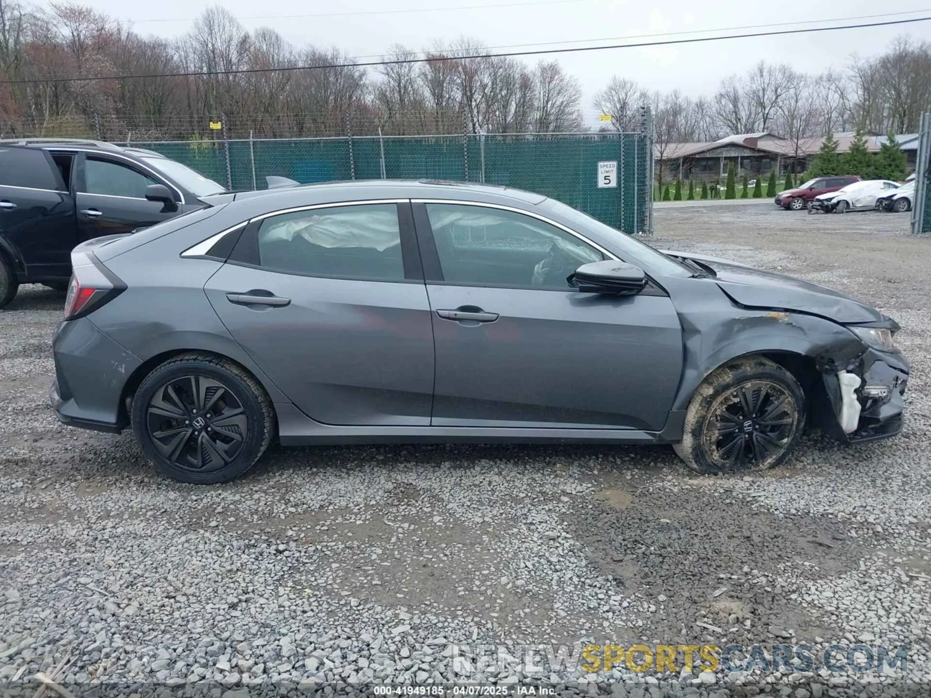 14 Photograph of a damaged car SHHFK7H66KU206562 HONDA CIVIC 2019