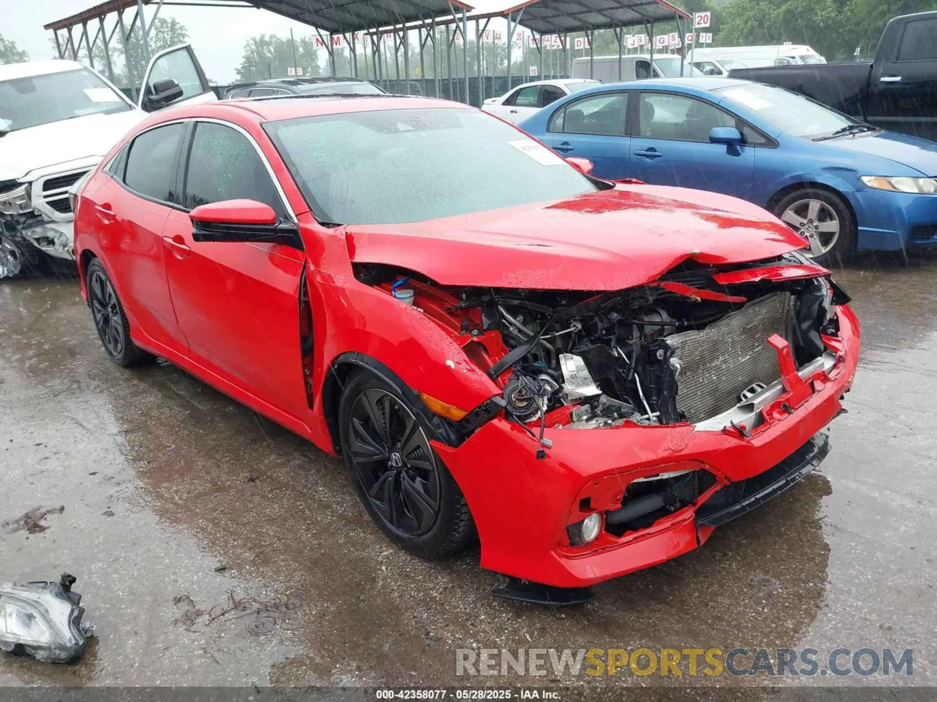 1 Photograph of a damaged car SHHFK7H66KU418572 HONDA CIVIC 2019
