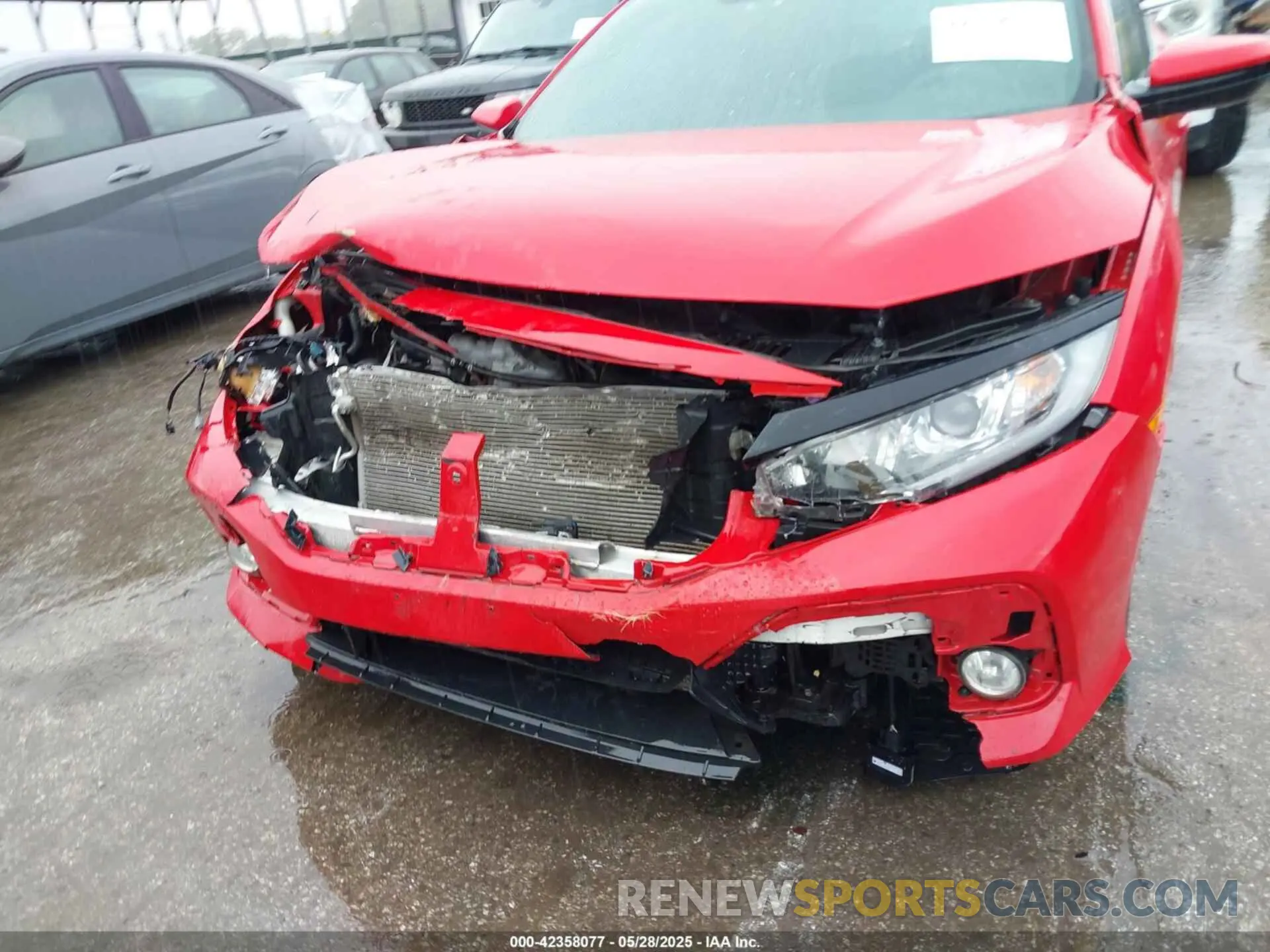 6 Photograph of a damaged car SHHFK7H66KU418572 HONDA CIVIC 2019
