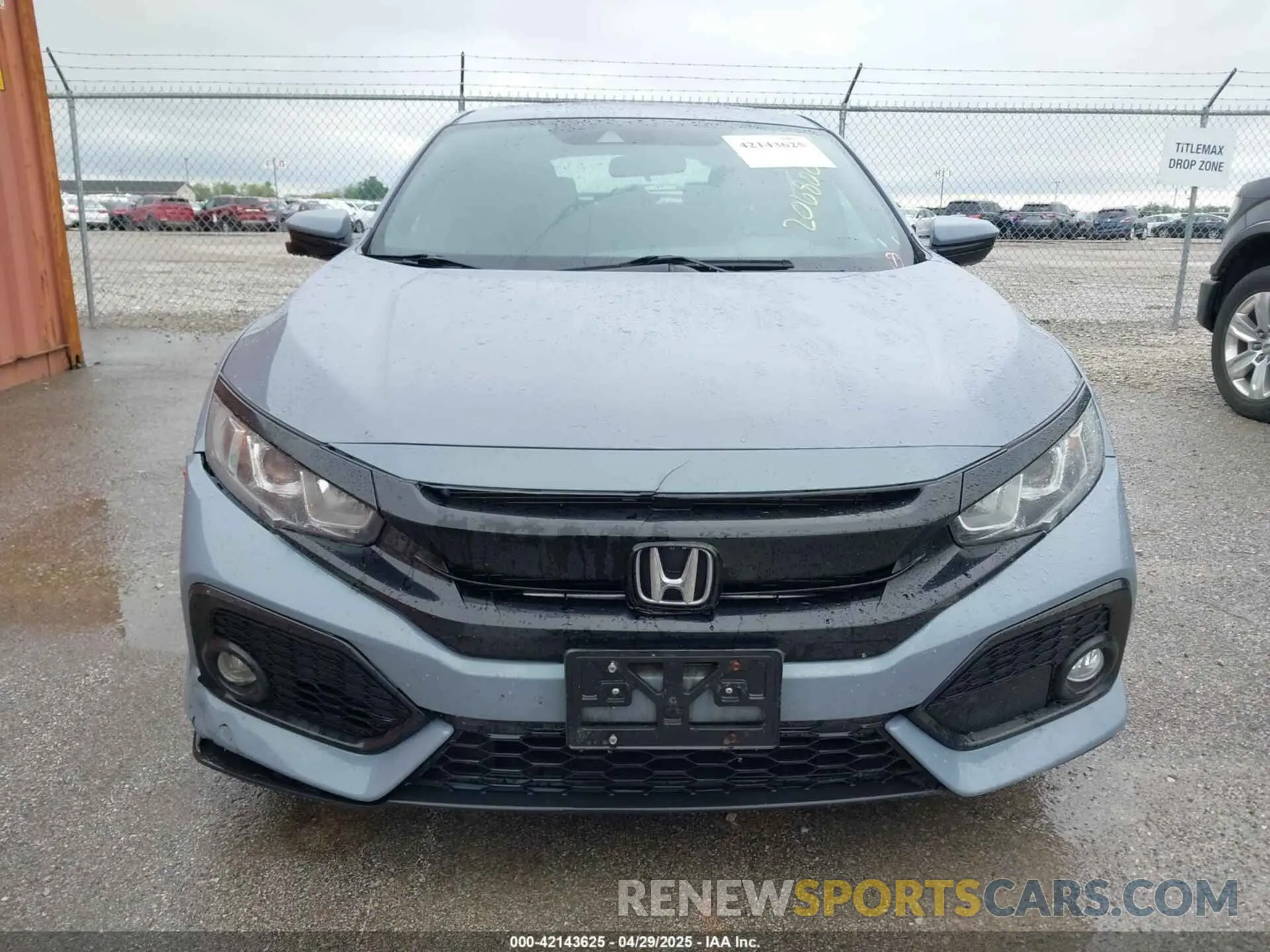 11 Photograph of a damaged car SHHFK7H67KU206800 HONDA CIVIC 2019