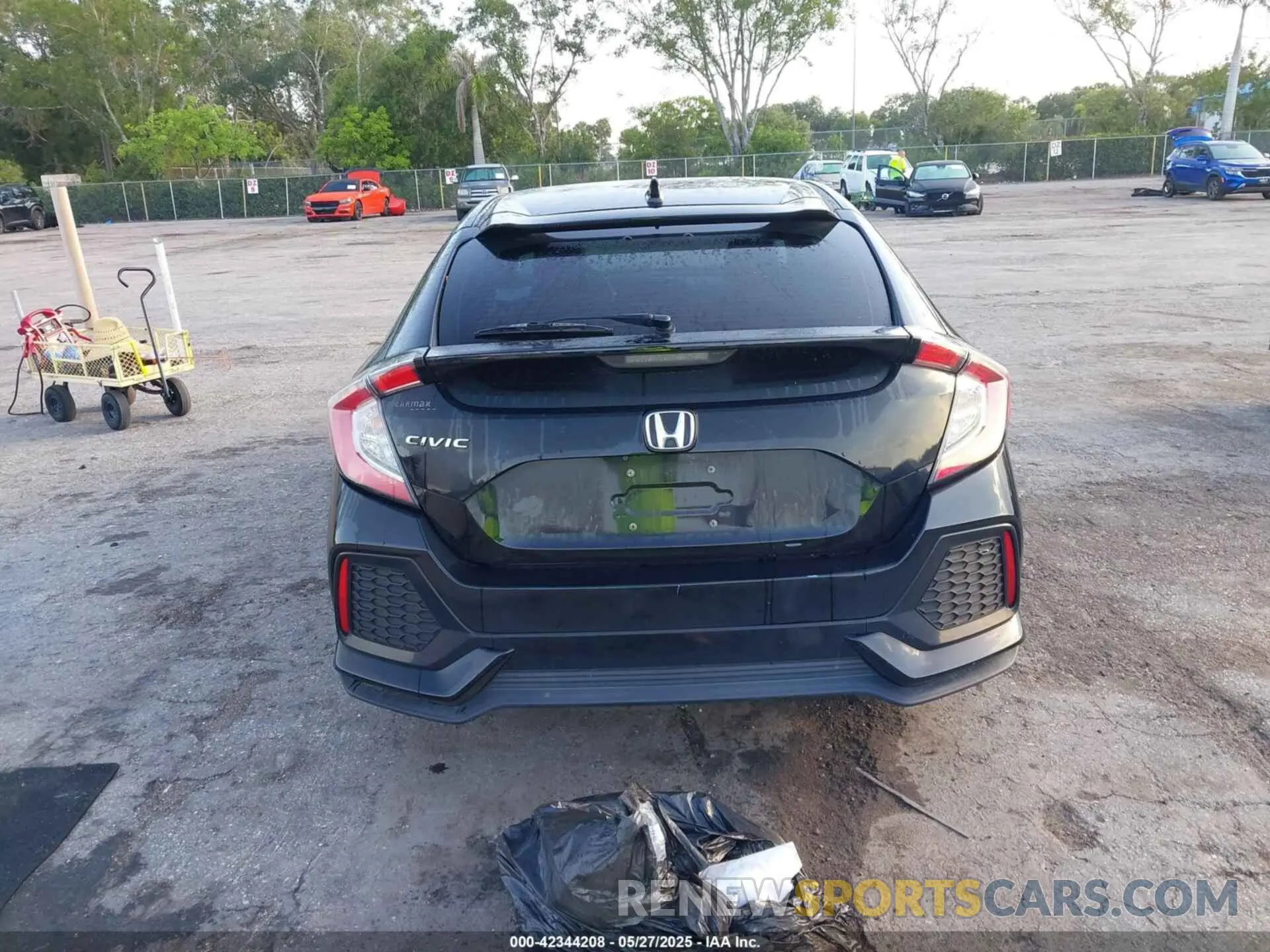 16 Photograph of a damaged car SHHFK7H67KU210765 HONDA CIVIC 2019
