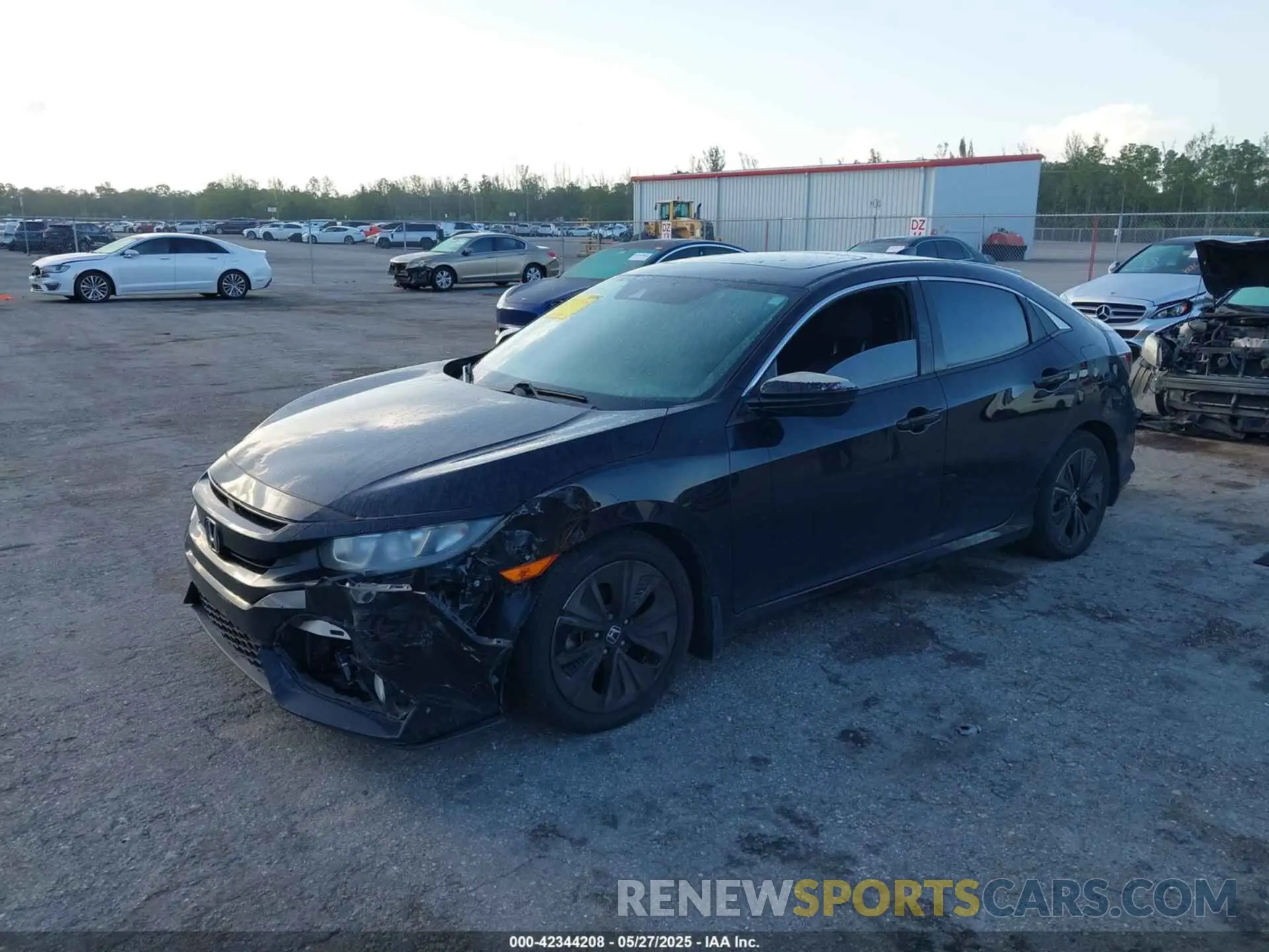 2 Photograph of a damaged car SHHFK7H67KU210765 HONDA CIVIC 2019