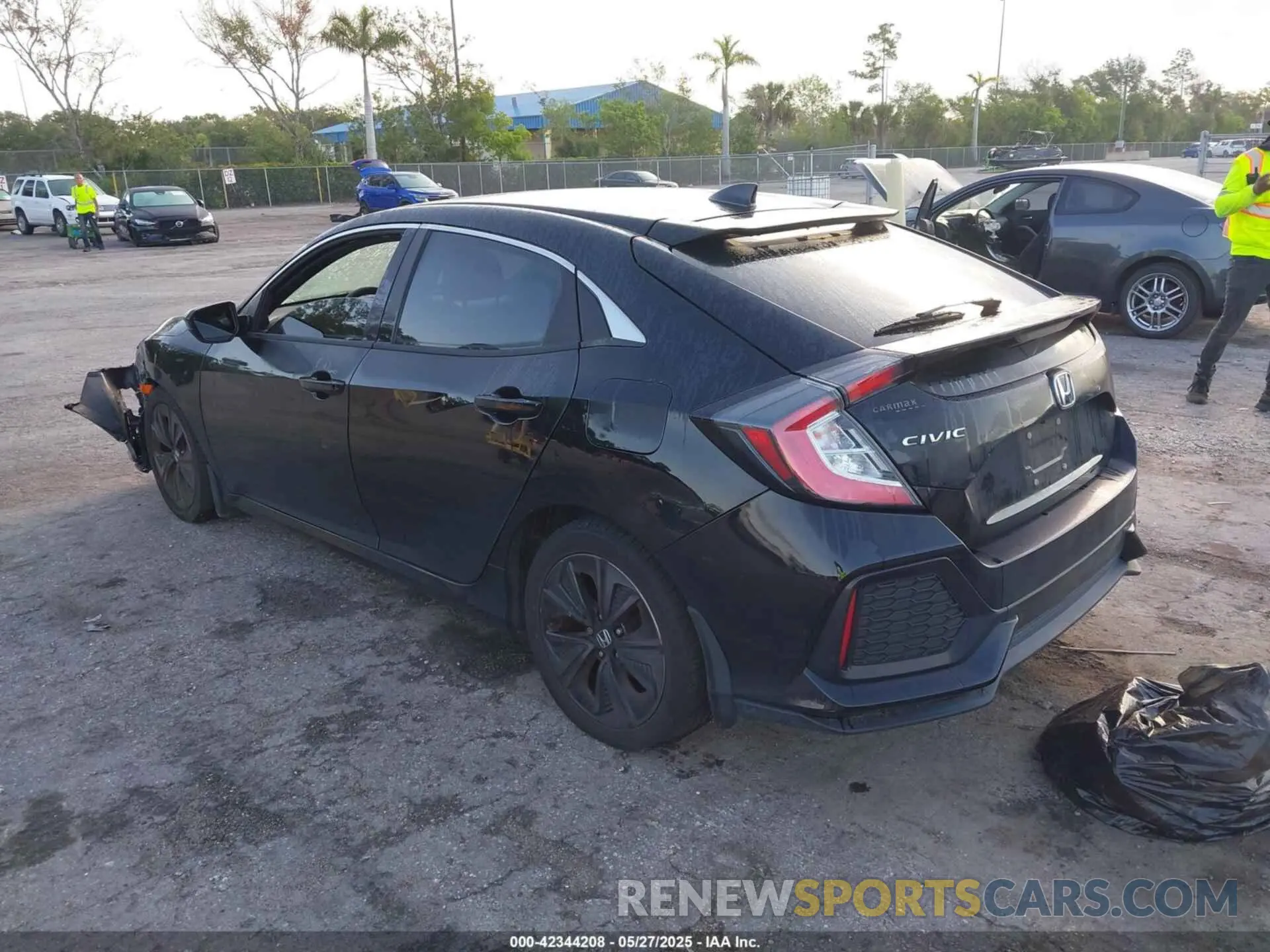 3 Photograph of a damaged car SHHFK7H67KU210765 HONDA CIVIC 2019