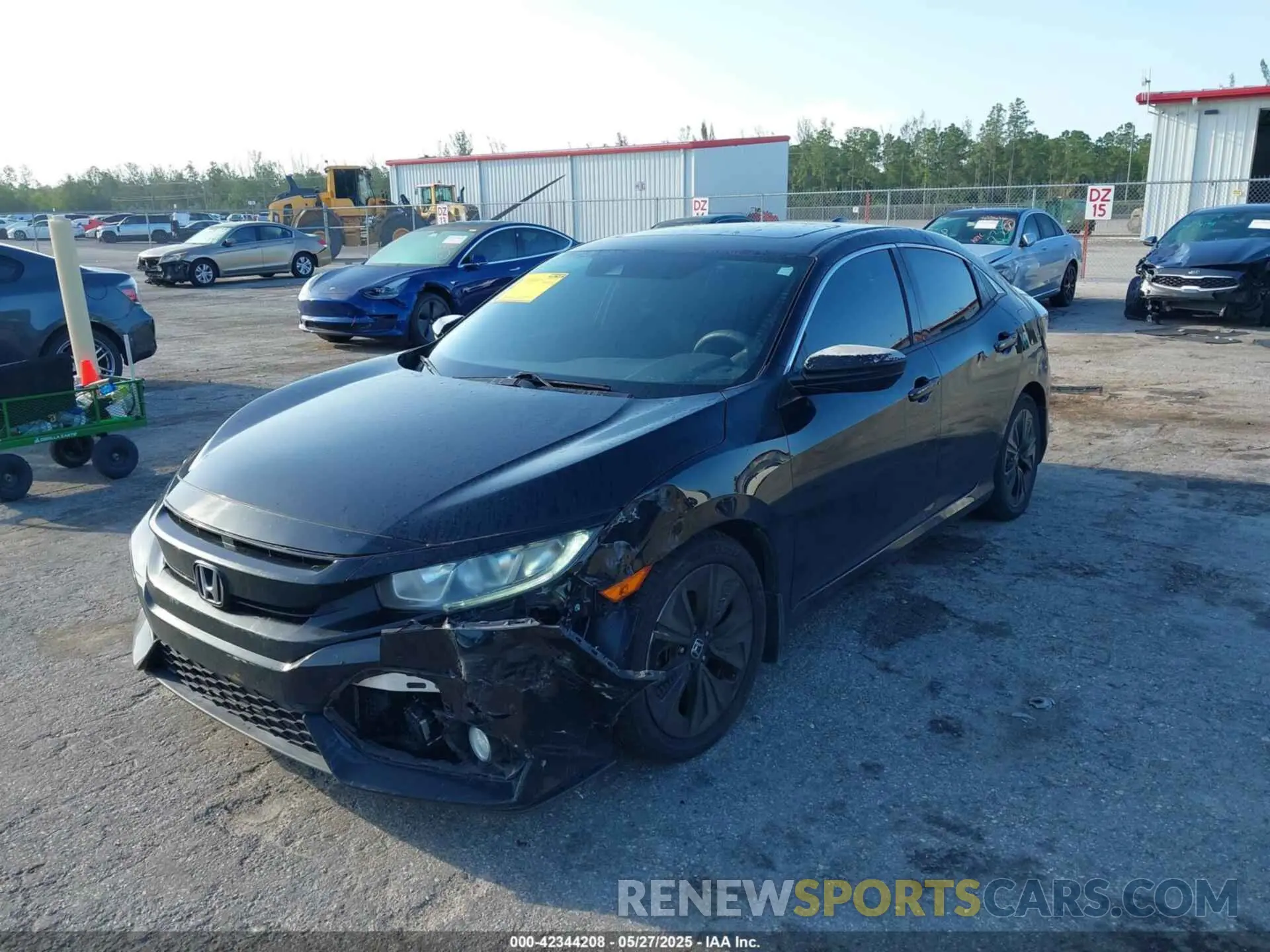 6 Photograph of a damaged car SHHFK7H67KU210765 HONDA CIVIC 2019