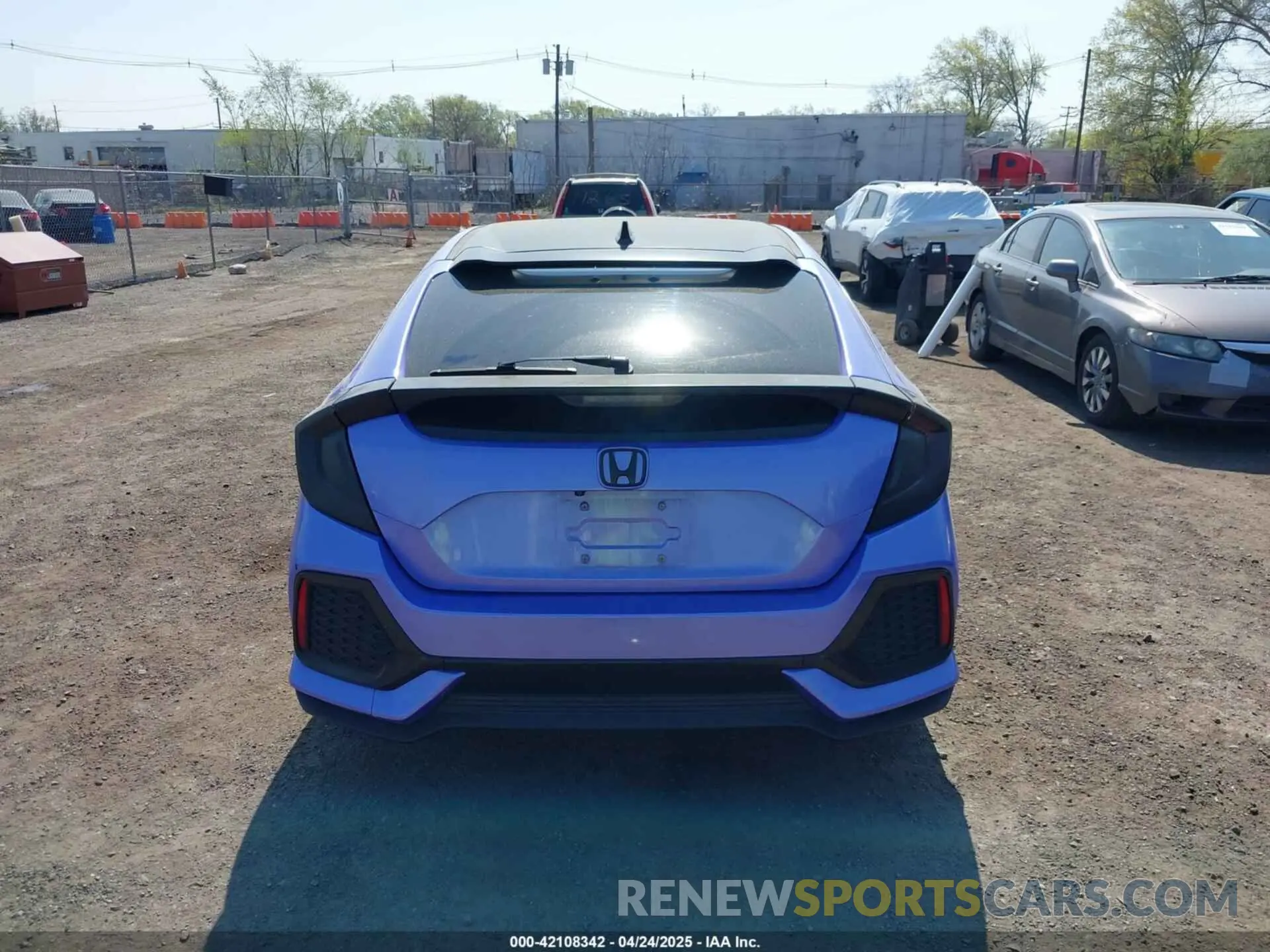 16 Photograph of a damaged car SHHFK7H67KU402977 HONDA CIVIC 2019