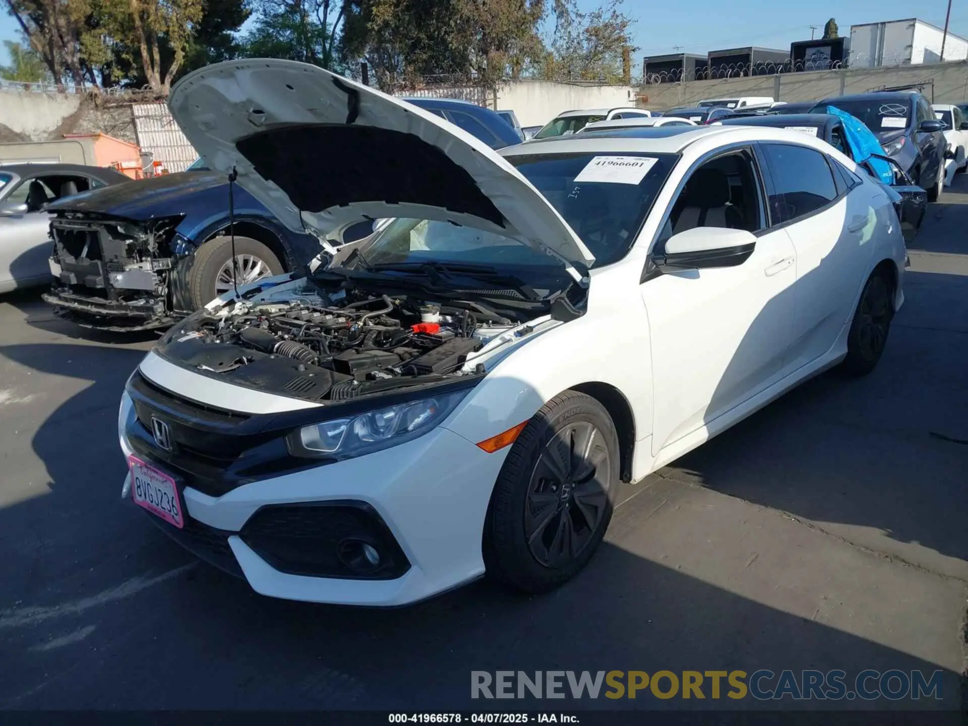 2 Photograph of a damaged car SHHFK7H67KU419052 HONDA CIVIC 2019