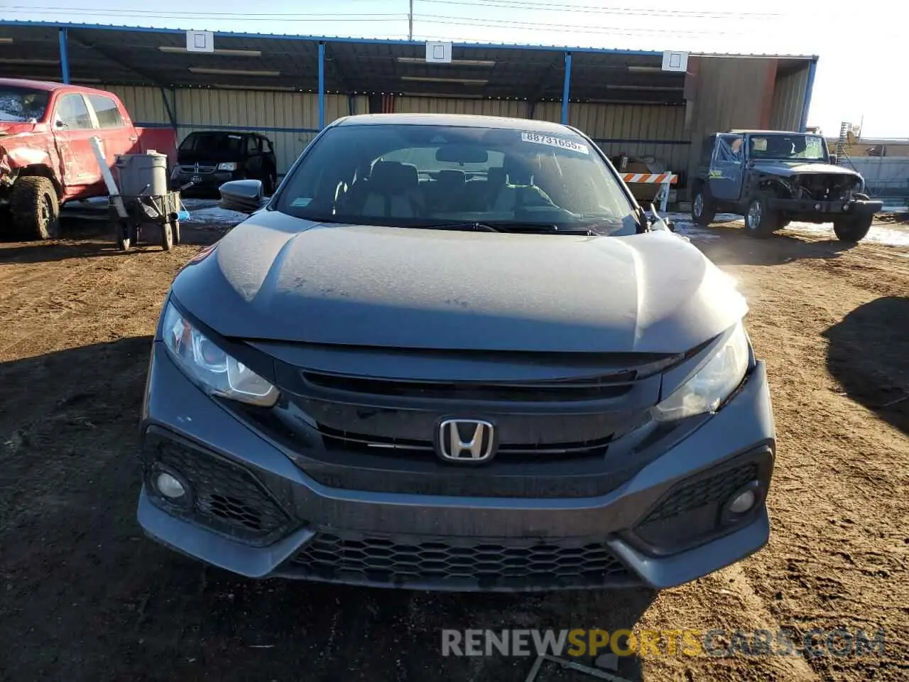 5 Photograph of a damaged car SHHFK7H68KU204490 HONDA CIVIC 2019