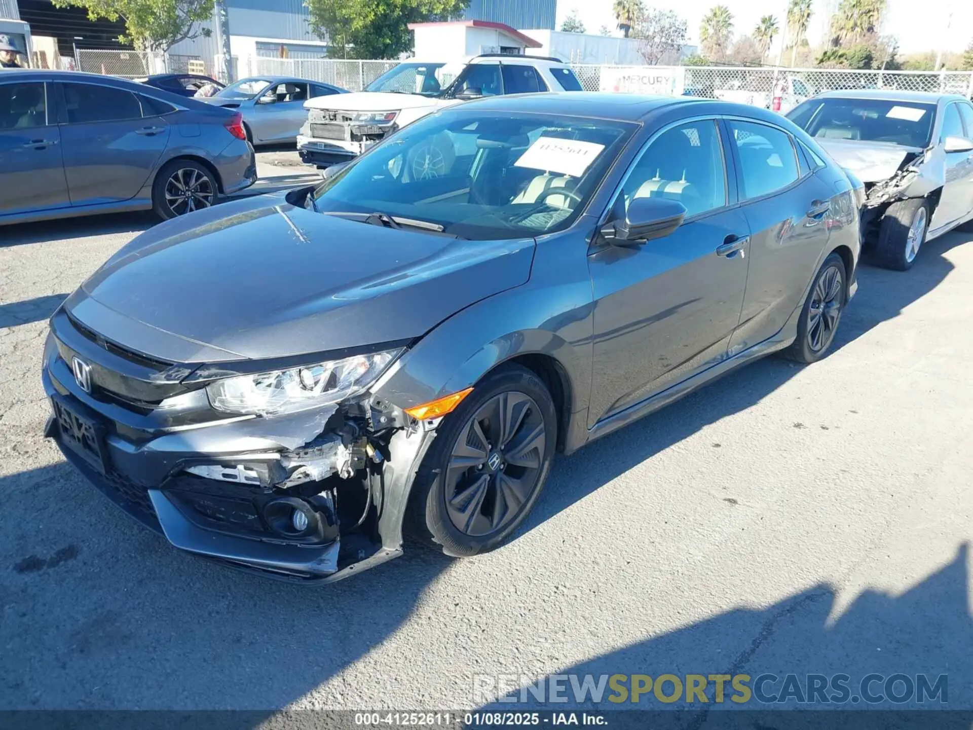 6 Photograph of a damaged car SHHFK7H69KU401748 HONDA CIVIC 2019
