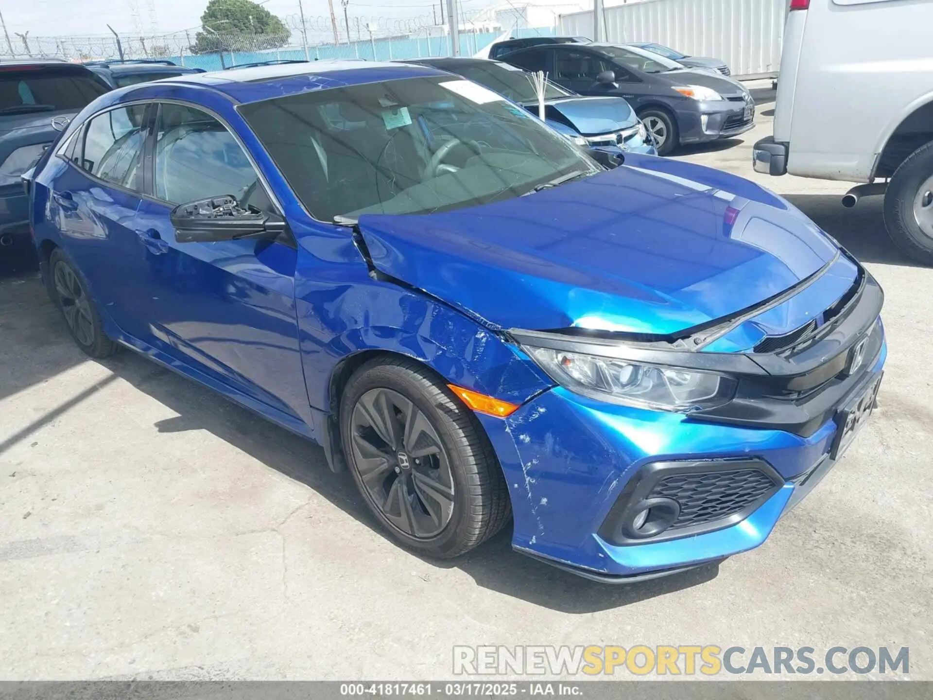 1 Photograph of a damaged car SHHFK7H69KU410112 HONDA CIVIC 2019