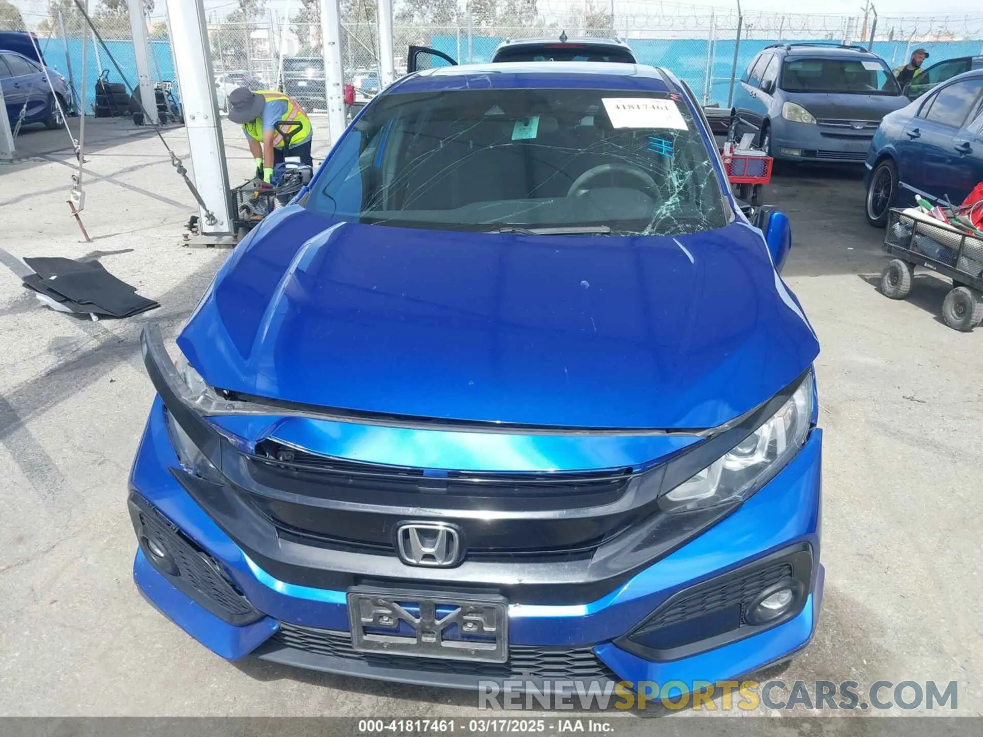 12 Photograph of a damaged car SHHFK7H69KU410112 HONDA CIVIC 2019