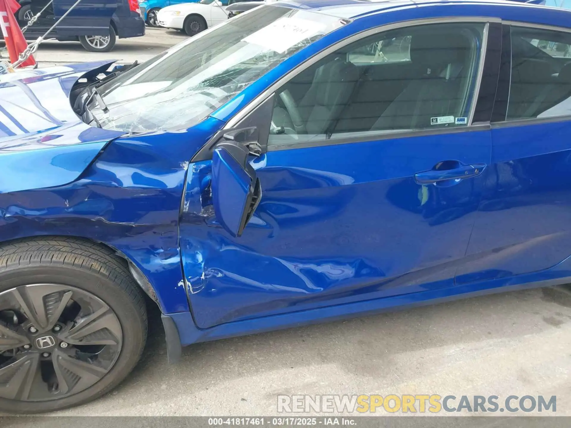 17 Photograph of a damaged car SHHFK7H69KU410112 HONDA CIVIC 2019