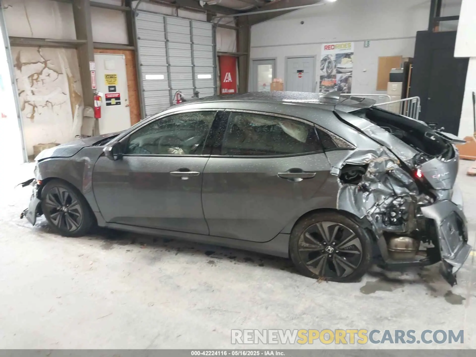 14 Photograph of a damaged car SHHFK7H6XKU201672 HONDA CIVIC 2019