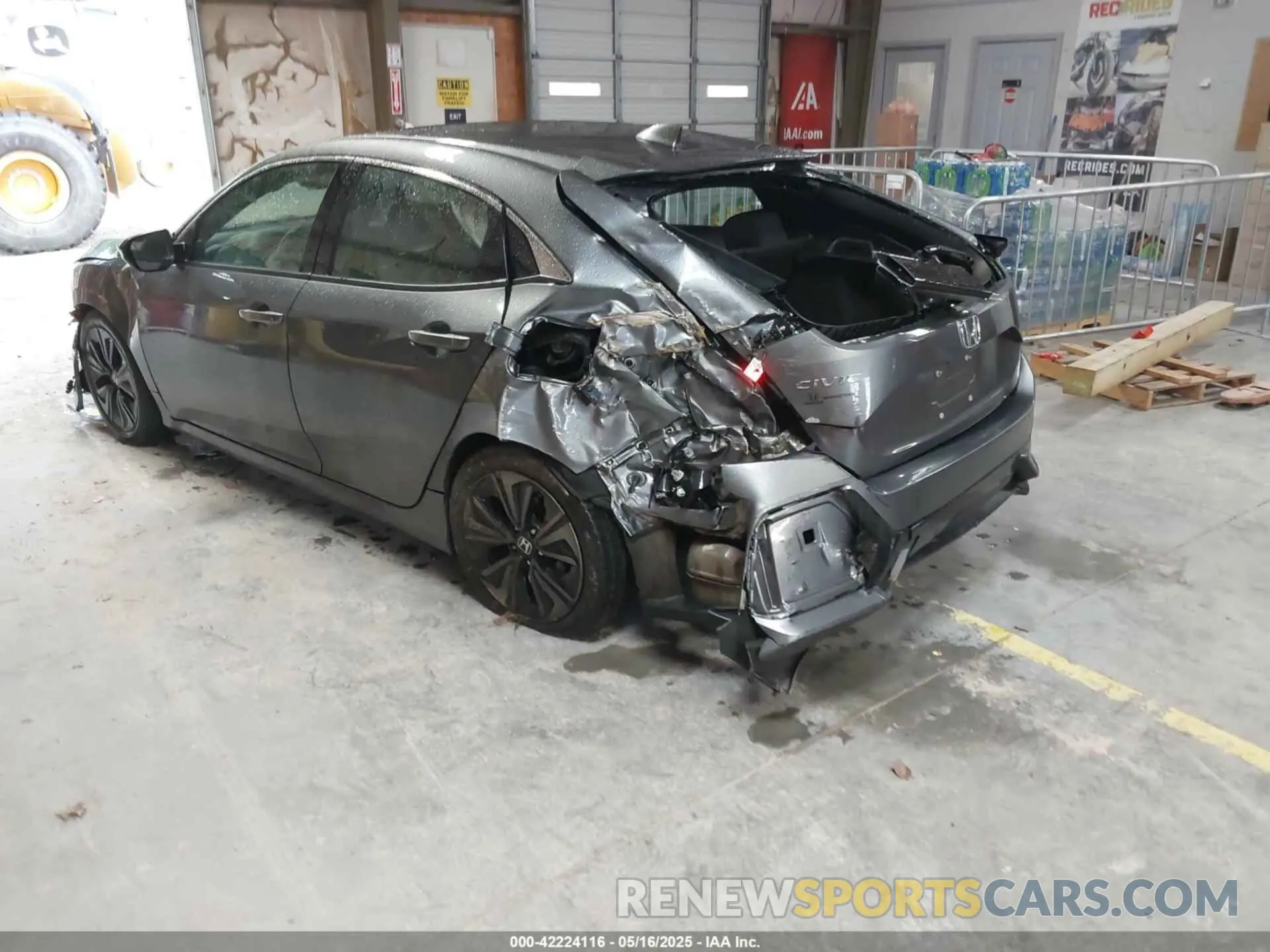3 Photograph of a damaged car SHHFK7H6XKU201672 HONDA CIVIC 2019