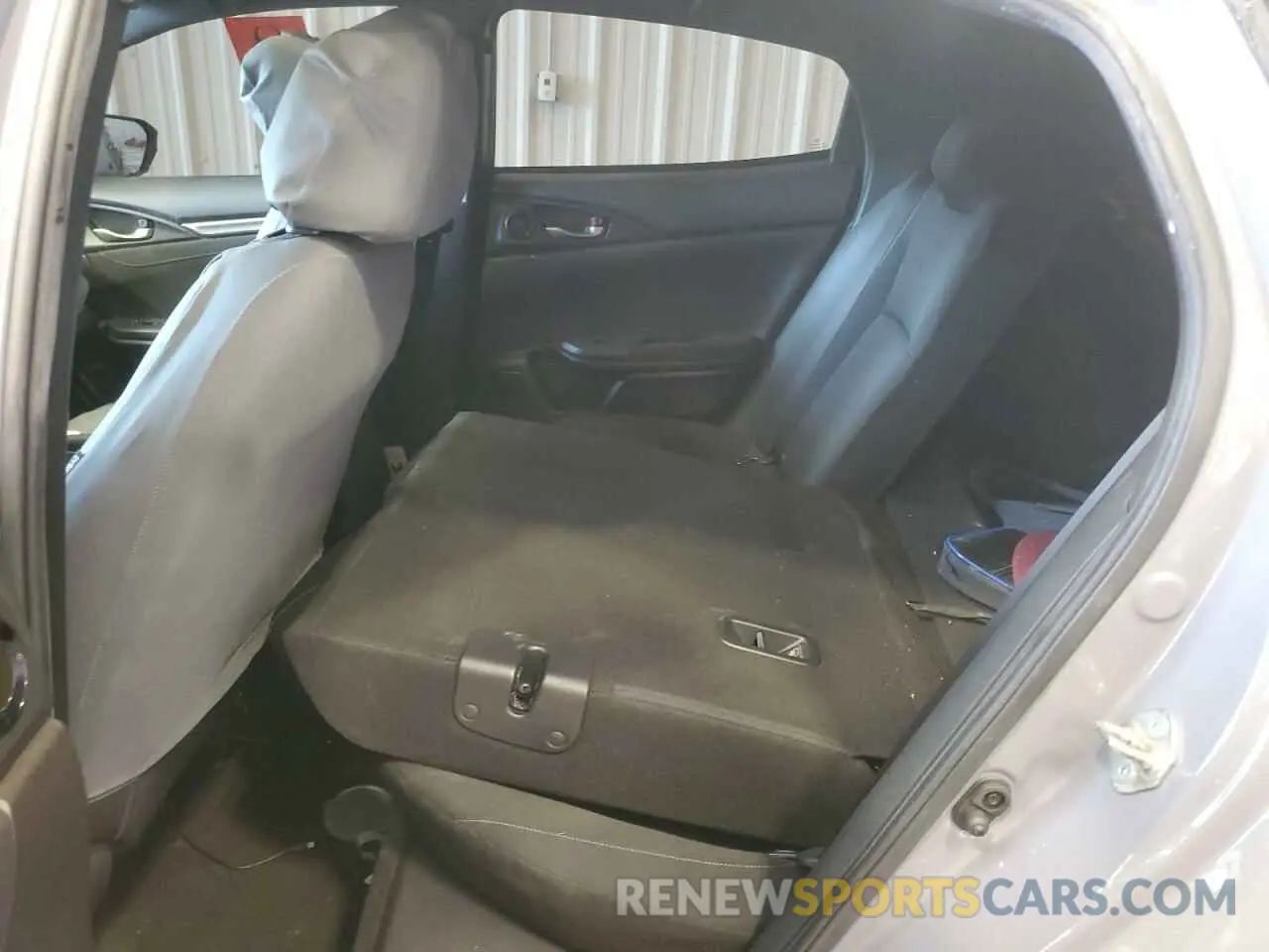 10 Photograph of a damaged car SHHFK7H6XKU226250 HONDA CIVIC 2019