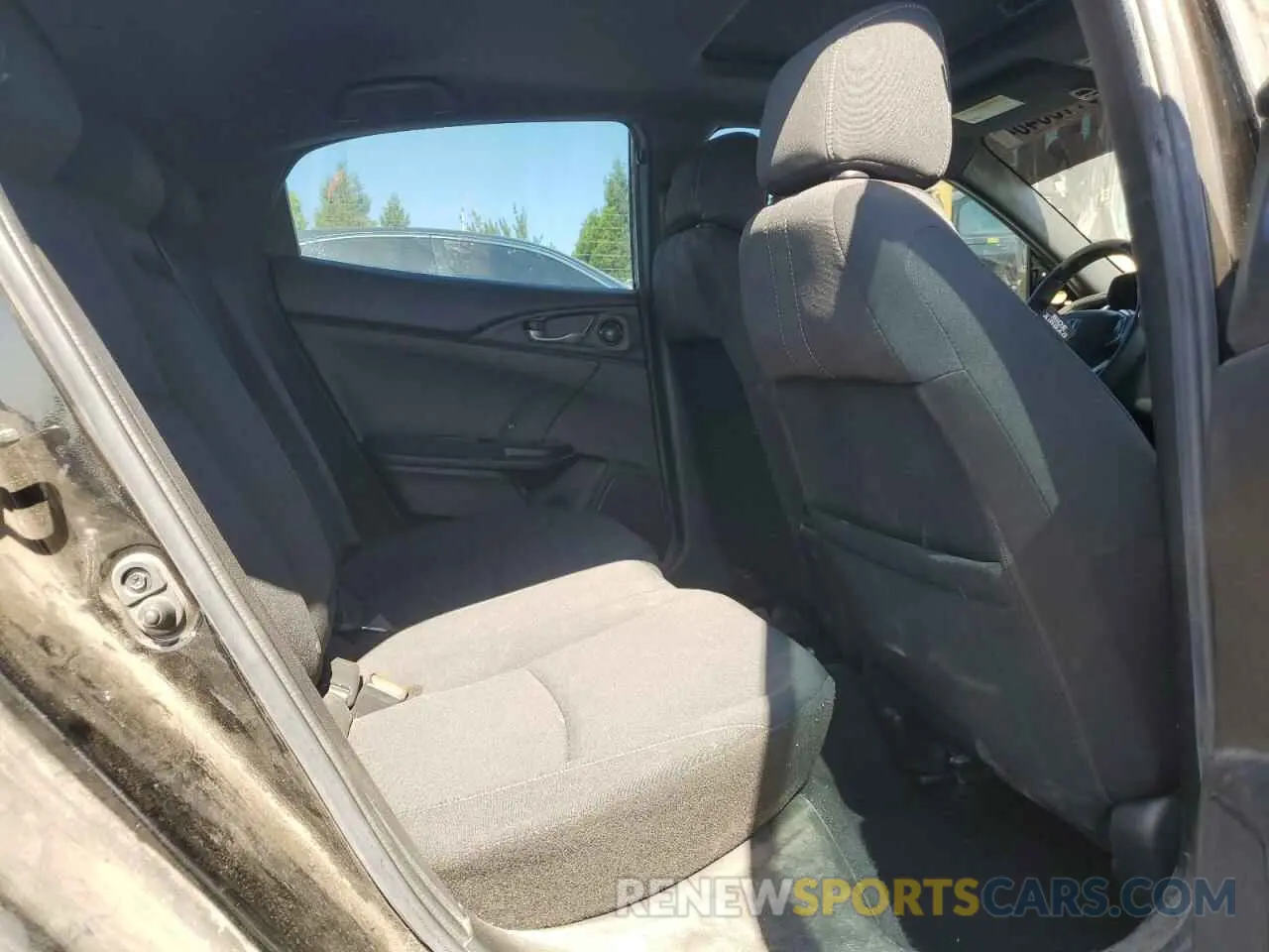 10 Photograph of a damaged car SHHFK7H6XKU405842 HONDA CIVIC 2019