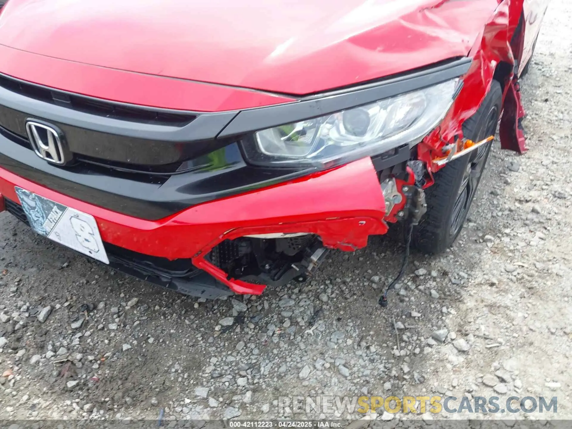 19 Photograph of a damaged car SHHFK7H6XKU411169 HONDA CIVIC 2019