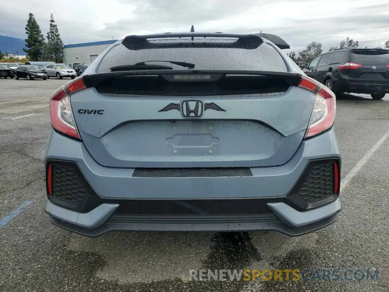 6 Photograph of a damaged car SHHFK7H6XKU413374 HONDA CIVIC 2019