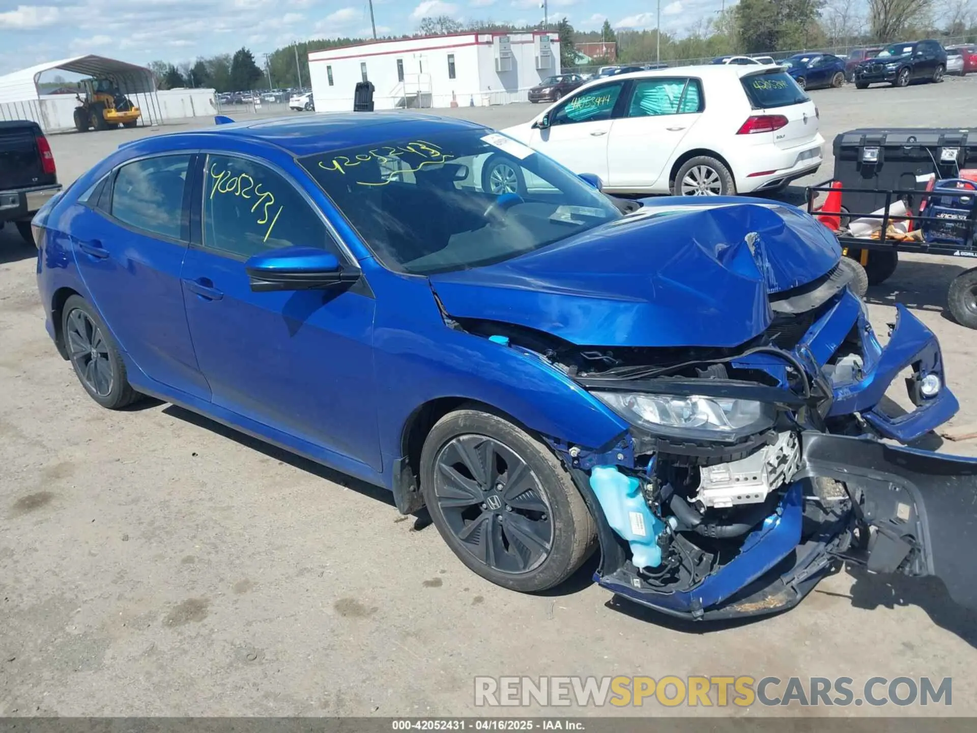 1 Photograph of a damaged car SHHFK7H82KU224705 HONDA CIVIC 2019