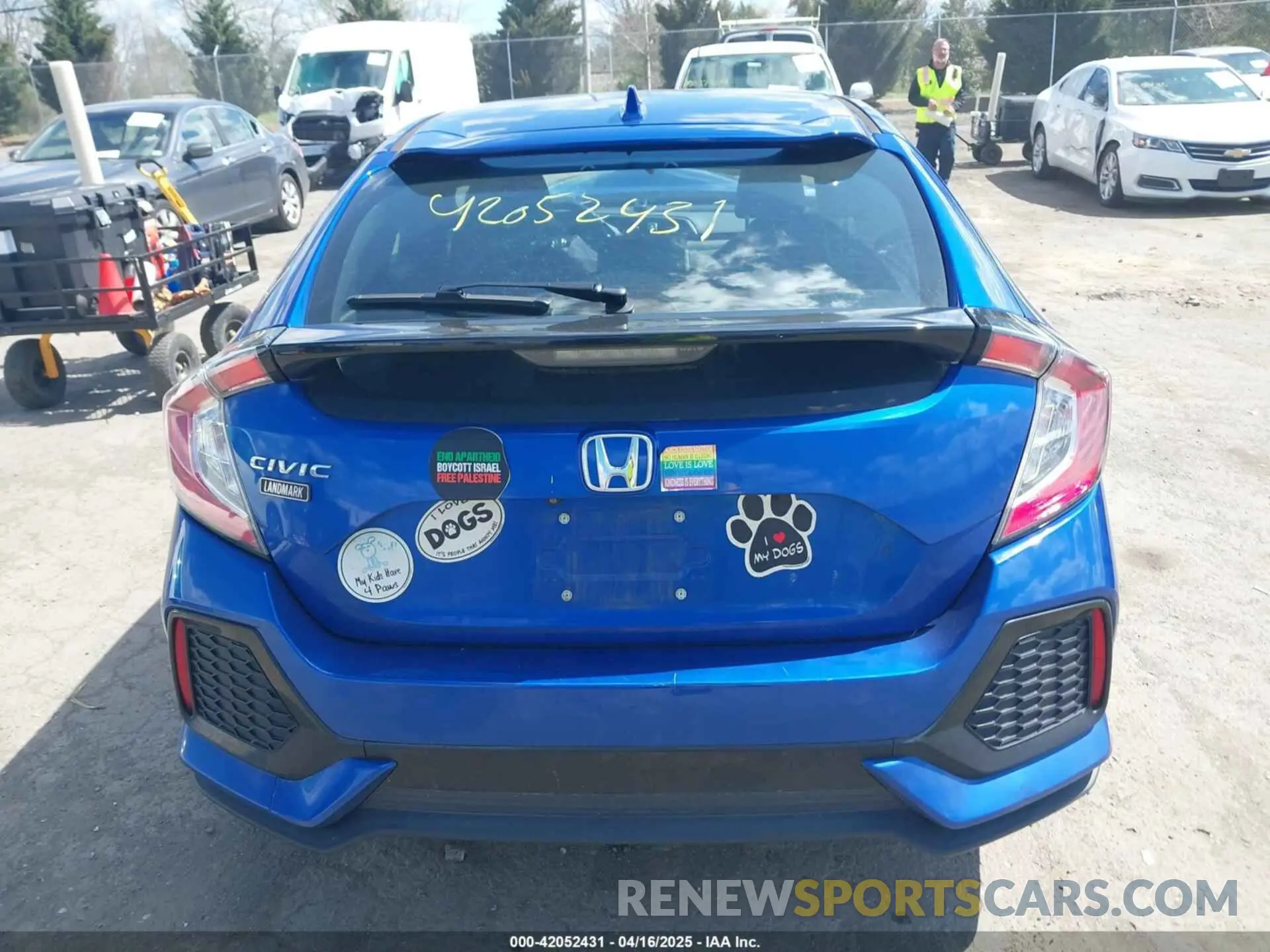 16 Photograph of a damaged car SHHFK7H82KU224705 HONDA CIVIC 2019