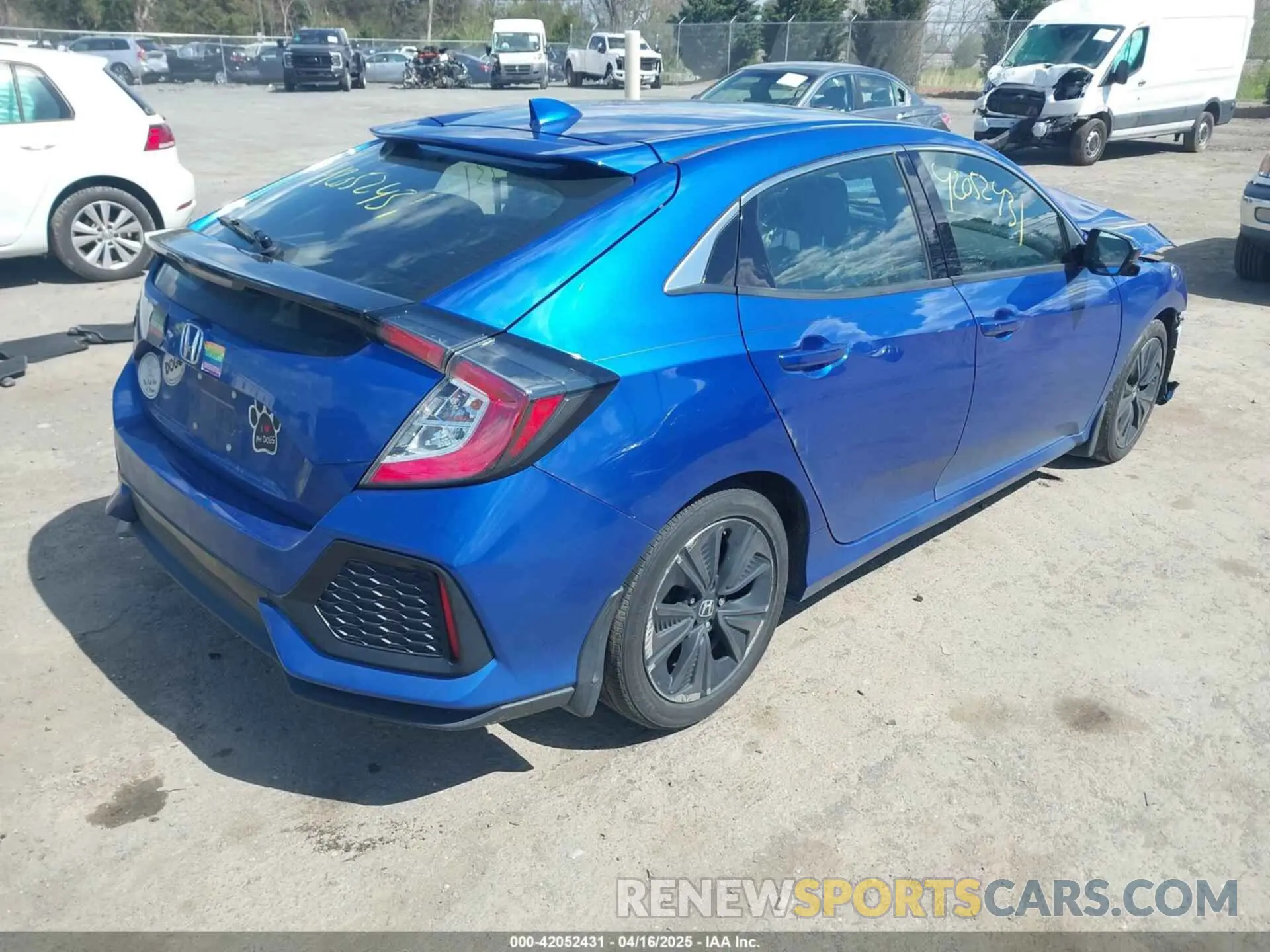 4 Photograph of a damaged car SHHFK7H82KU224705 HONDA CIVIC 2019