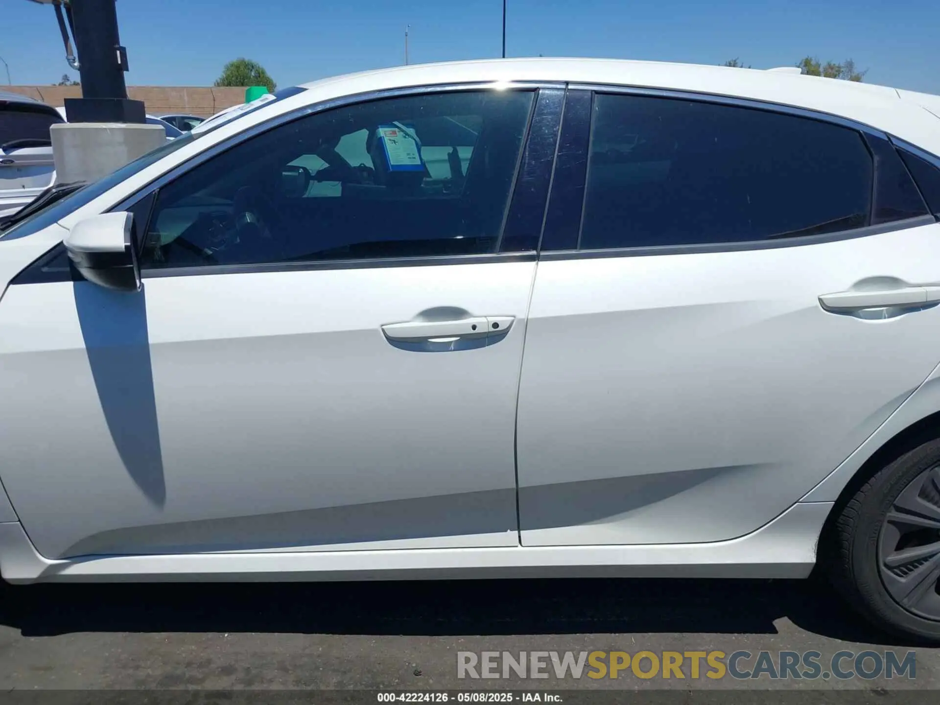 14 Photograph of a damaged car SHHFK7H85KU405751 HONDA CIVIC 2019